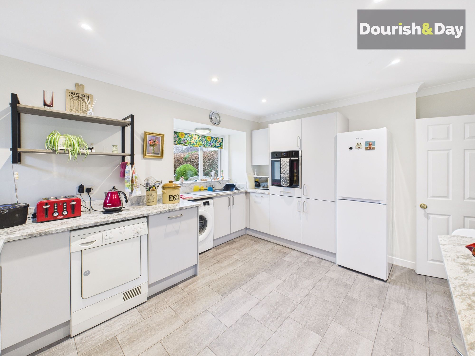 2 bed detached house for sale in Burton Manor Road, Stafford, ST17 - Property Image 7