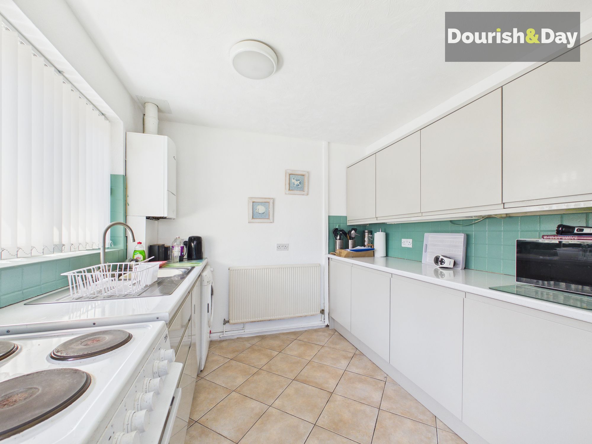 3 bed detached bungalow for sale in Shelmore Close, Stafford, ST16 - Property Image 3