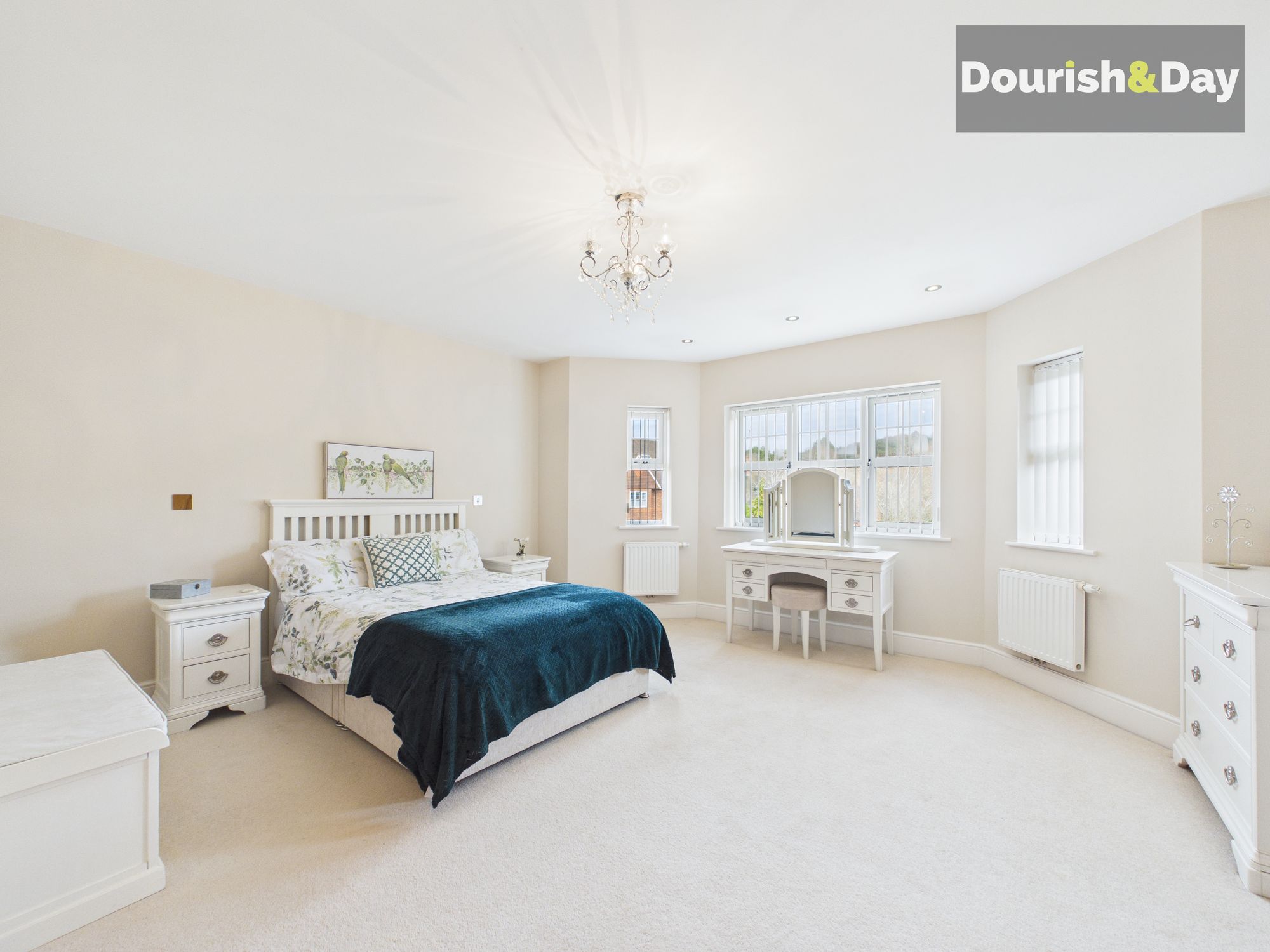 6 bed detached house for sale in The Green, Milford, ST17 - Property Image 35