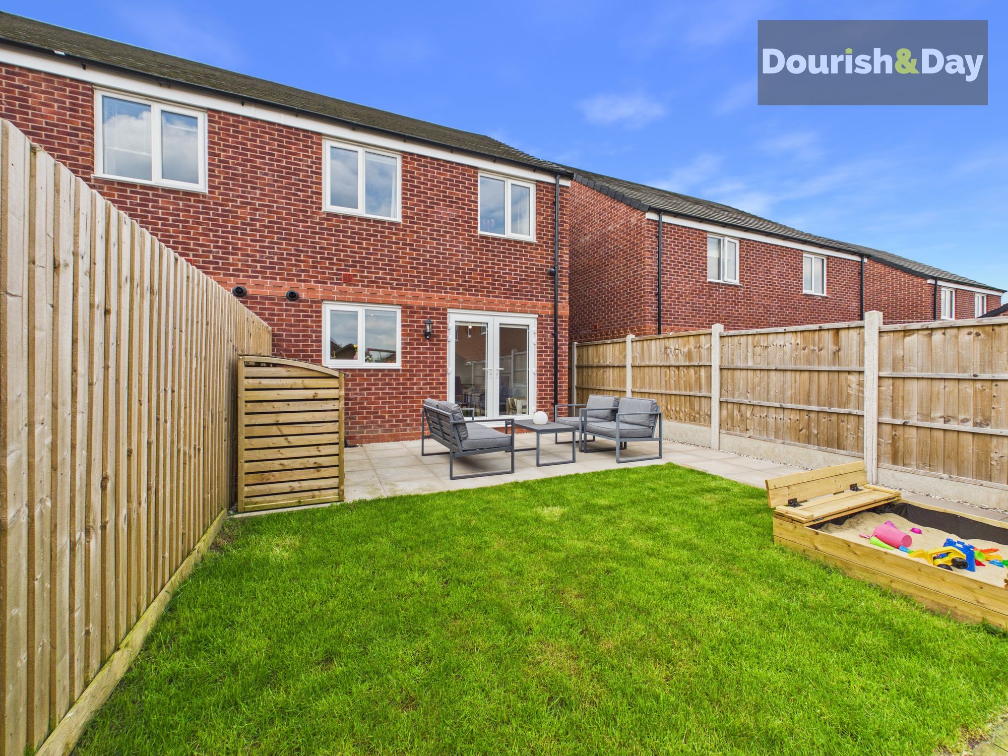 3 bed semi-detached house for sale in Tutor Grove, Stone, ST15 - Property Image 16