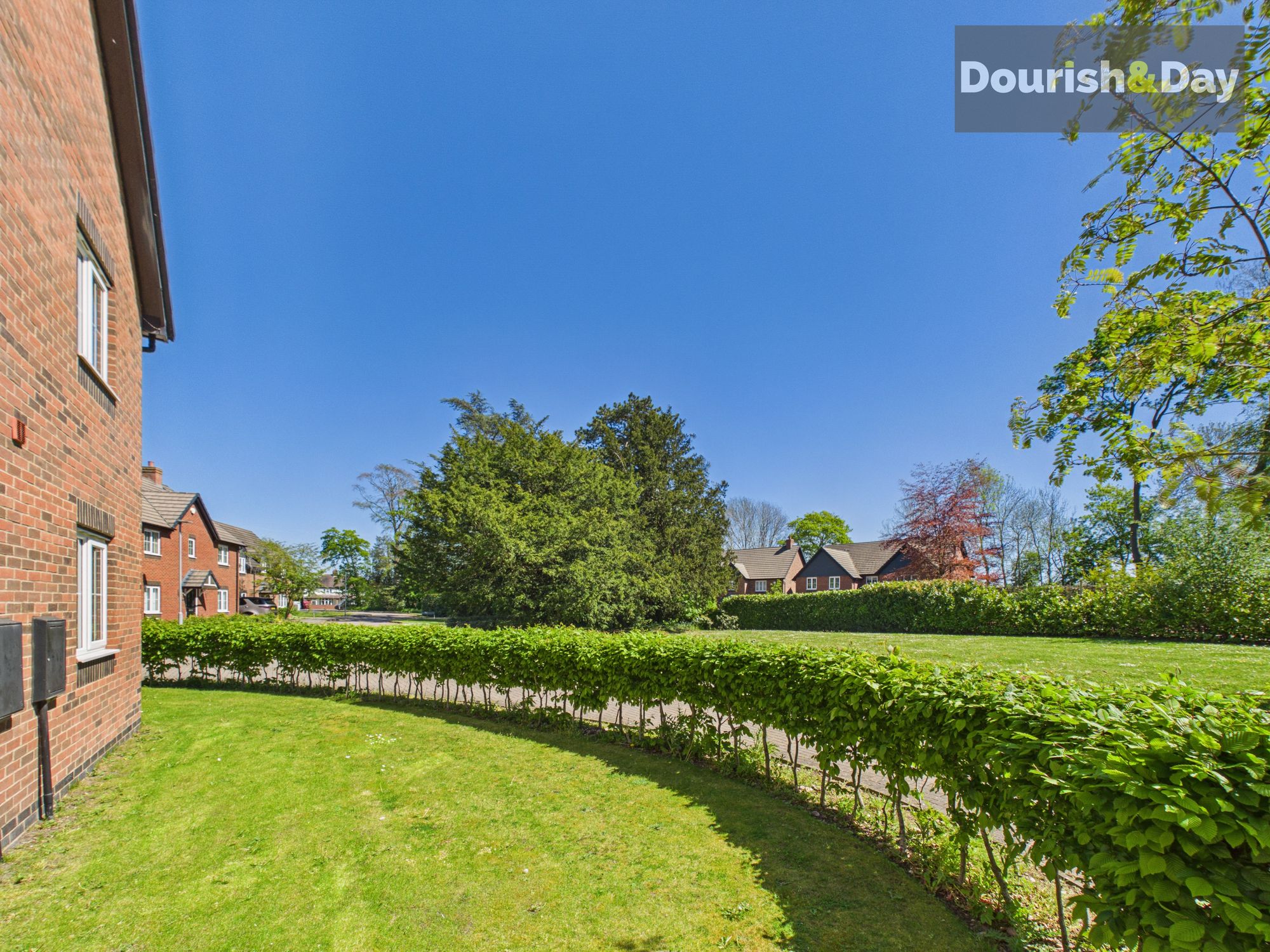 5 bed detached house for sale in Manor Grove, Stafford, ST16 - Property Image 33