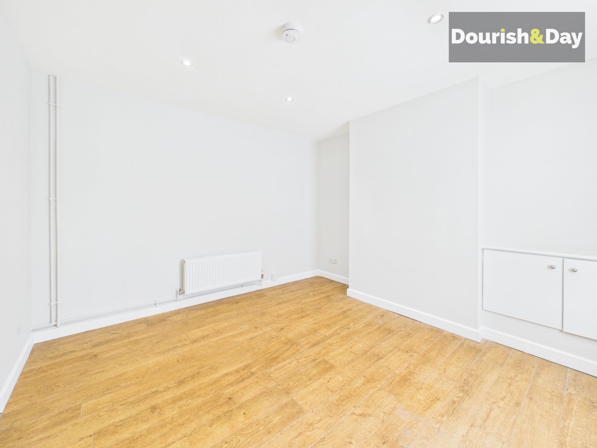 2 bed mid-terraced house for sale in Friars Road, Stafford, ST17 - Property Image 4