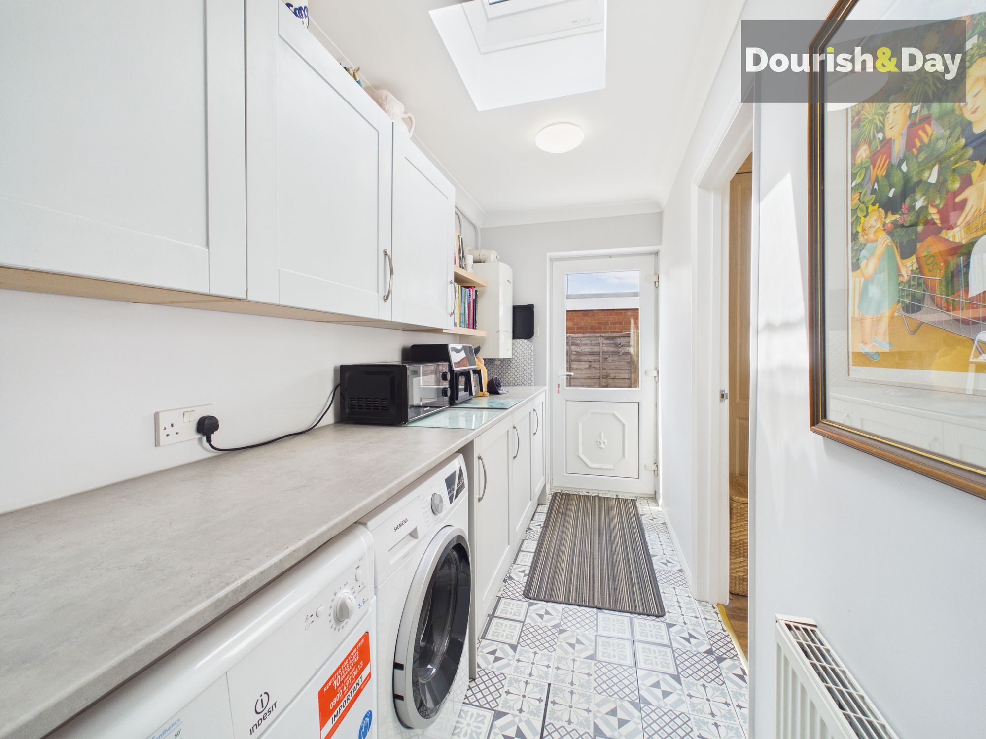 3 bed bungalow for sale in Salisbury Road, Stafford, ST16 - Property Image 9