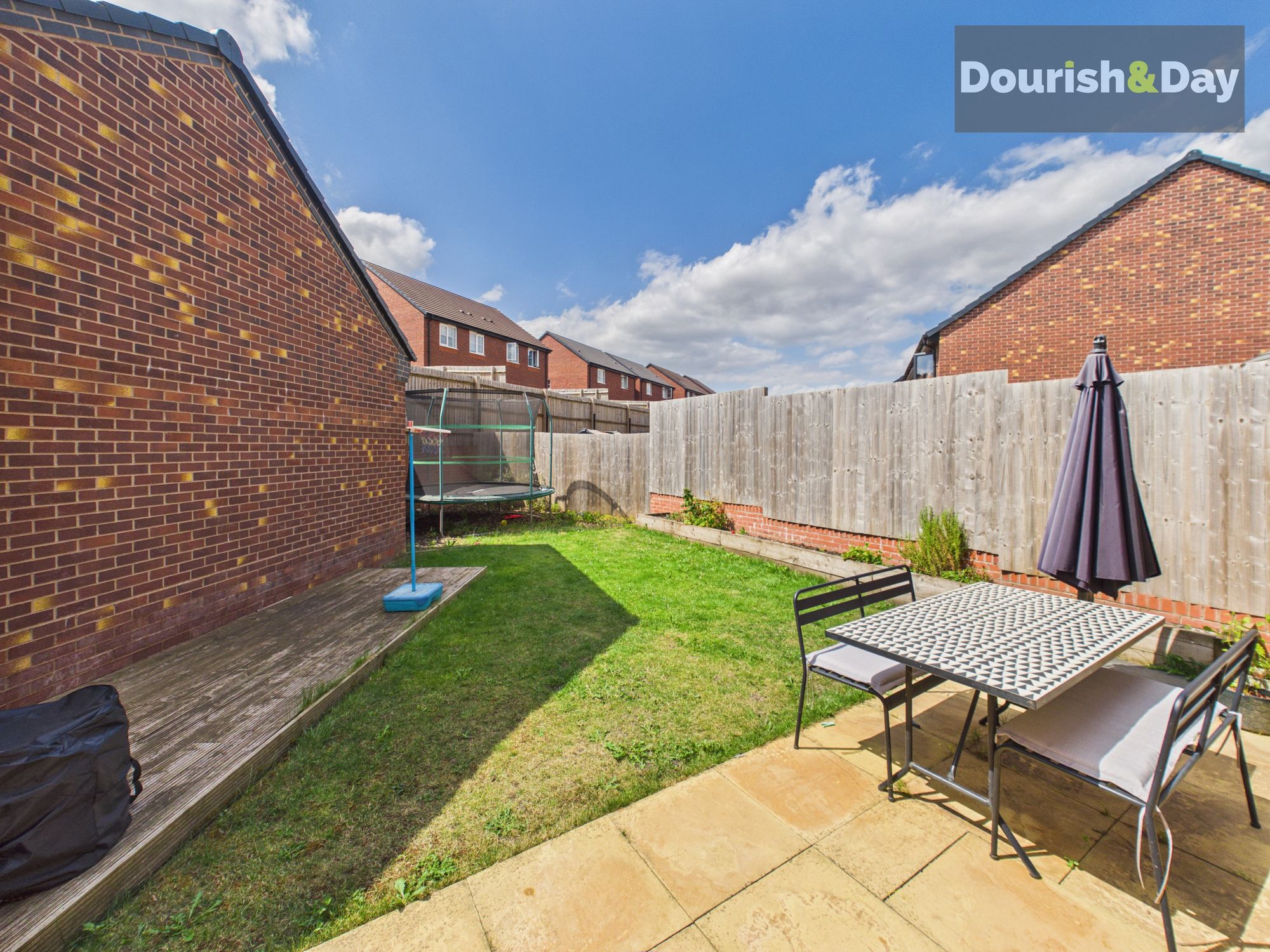 3 bed semi-detached house for sale in Hylton Road, Stafford, ST16 - Property Image 4