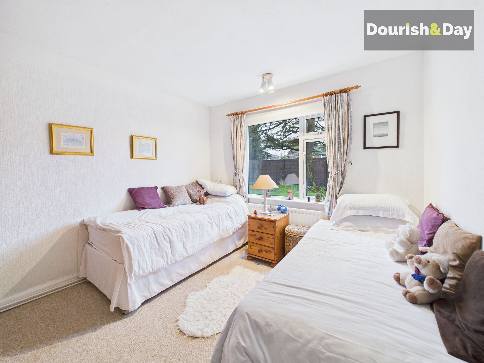 4 bed detached house for sale in The Crescent, Walton, ST17  - Property Image 11