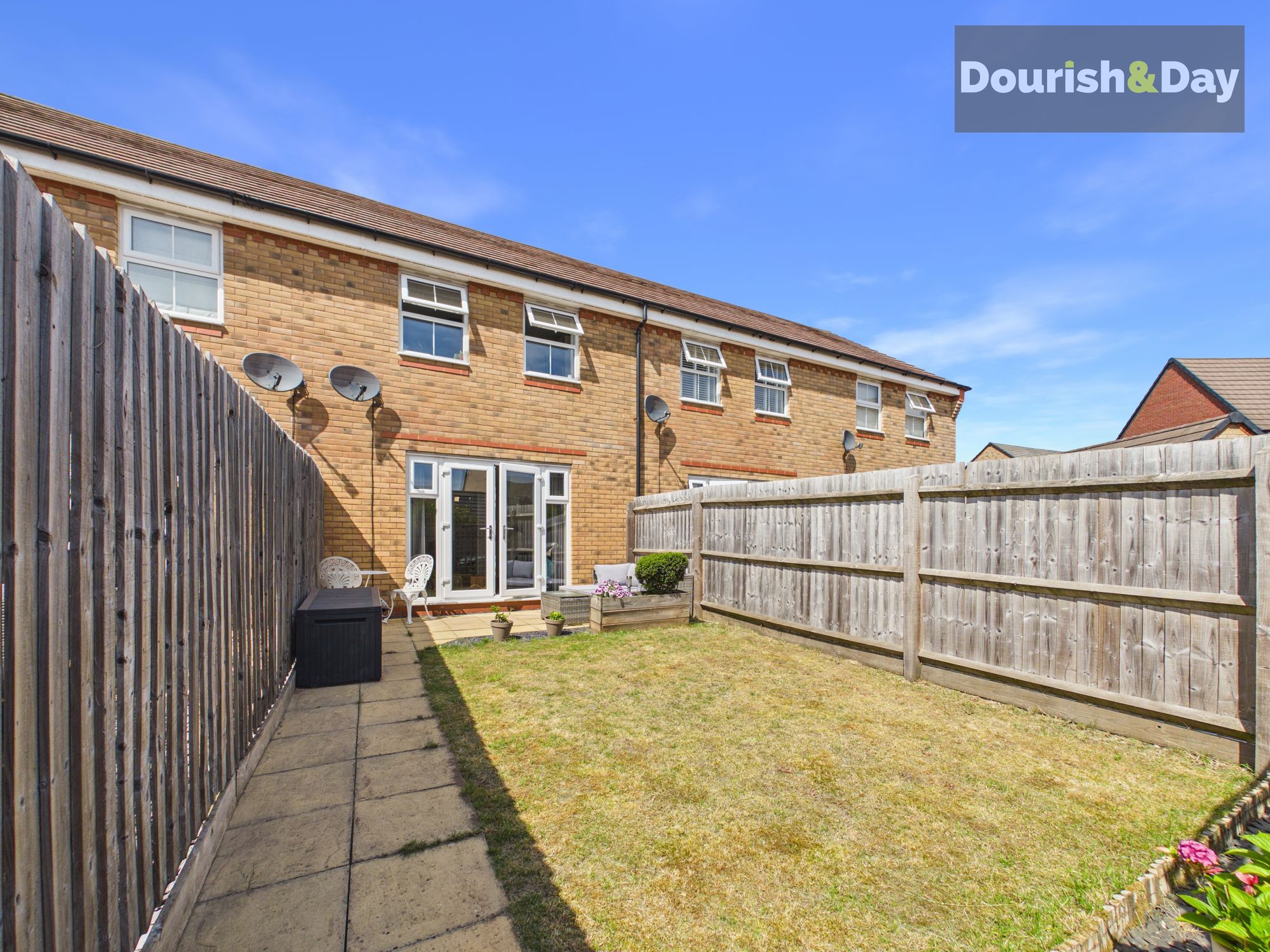 2 bed mid-terraced house for sale in Dewsbury Crescent, Stafford, ST18  - Property Image 14