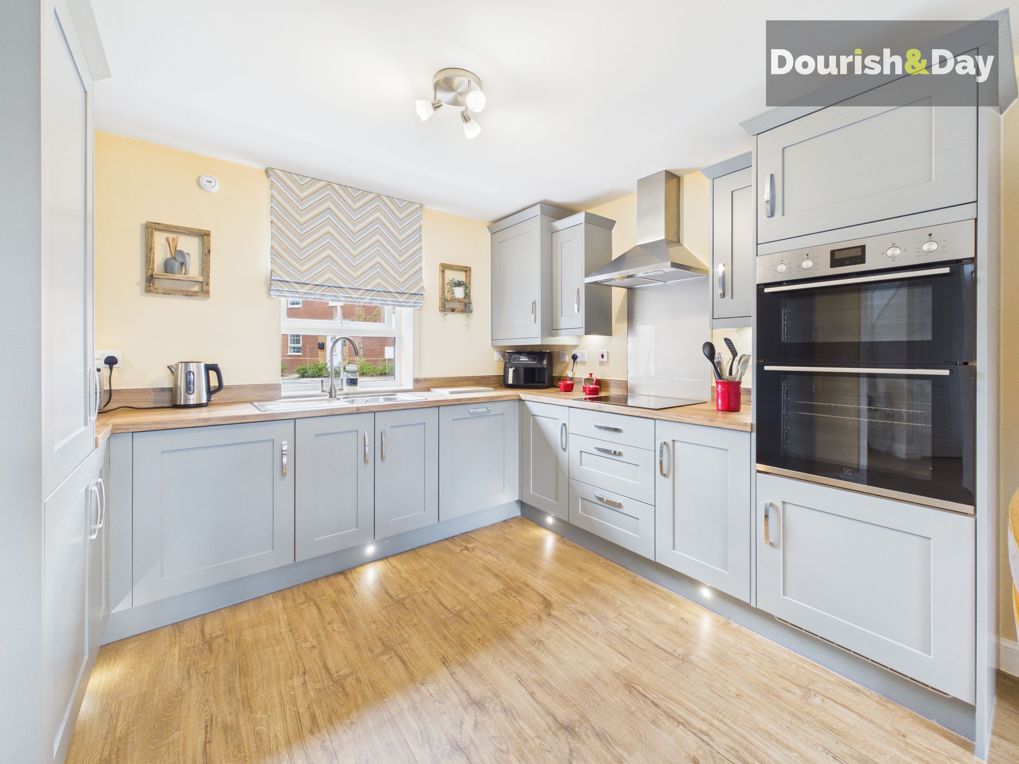 3 bed detached house for sale in Cardamine Parade, Stafford, ST16 - Property Image 2