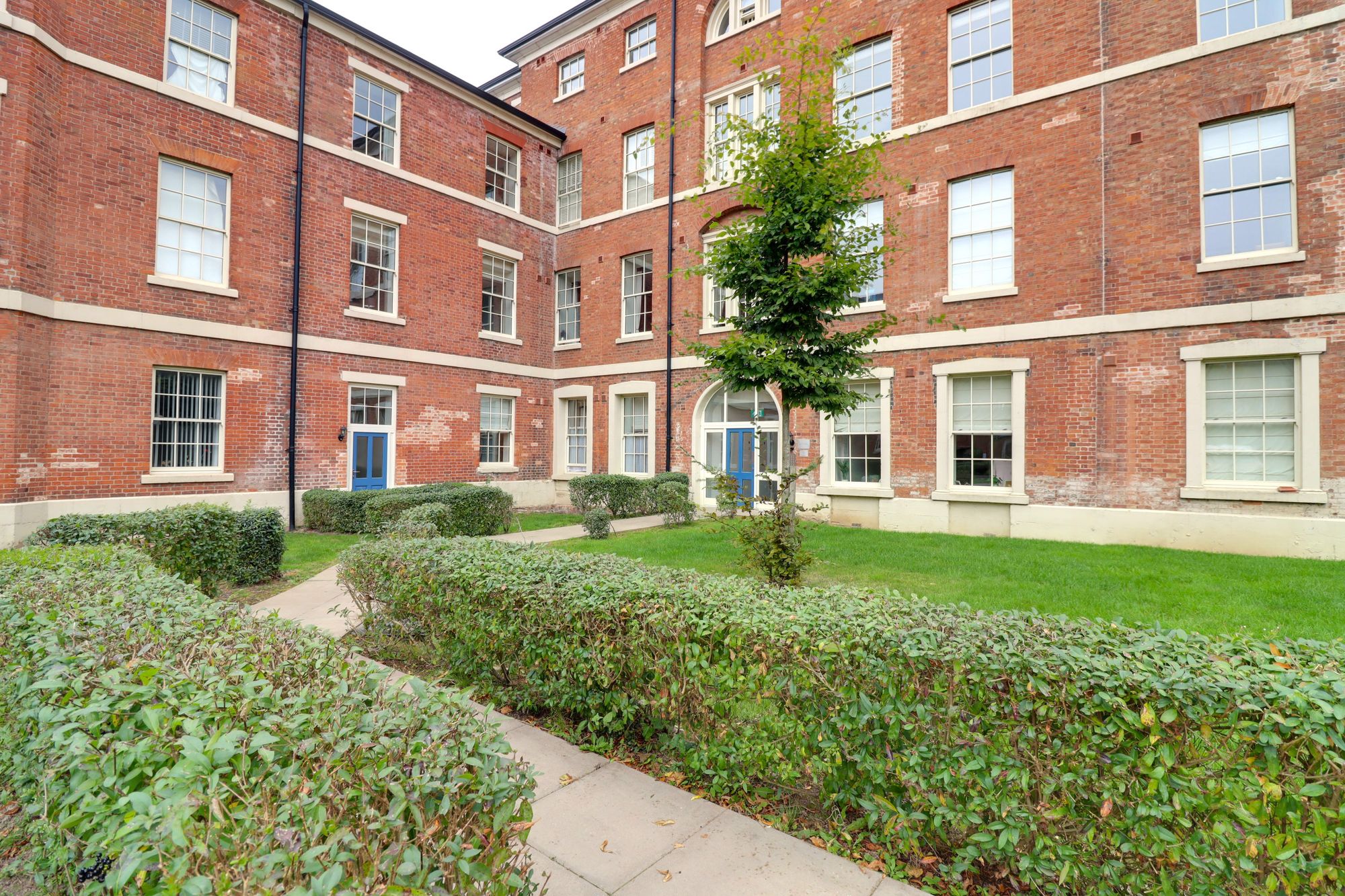 1 bed apartment for sale in St. Georges Parkway, Stafford, ST16 - Property Image 11