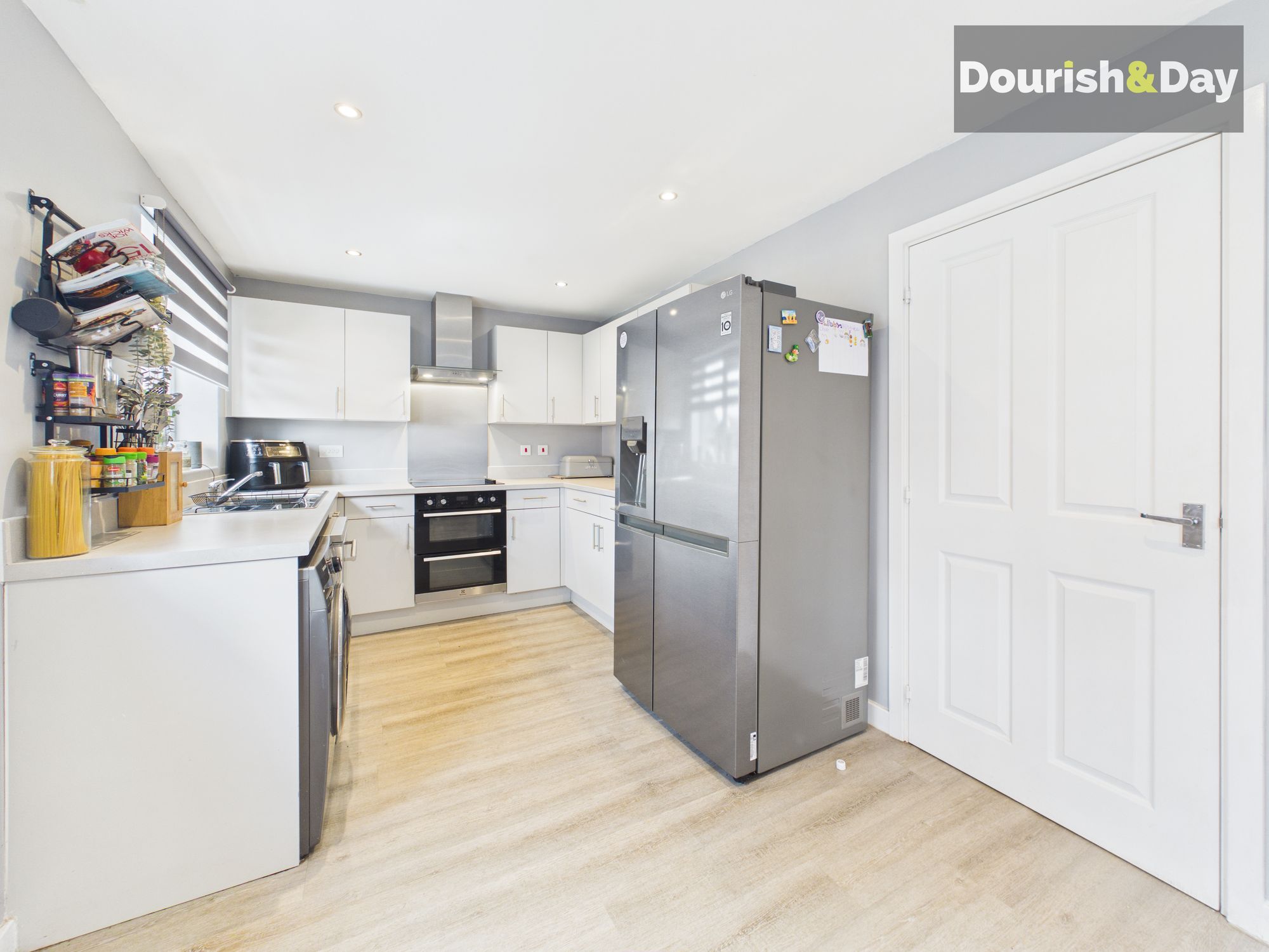 4 bed detached house for sale in Shakespeare Drive, Penkridge, ST19 - Property Image 8