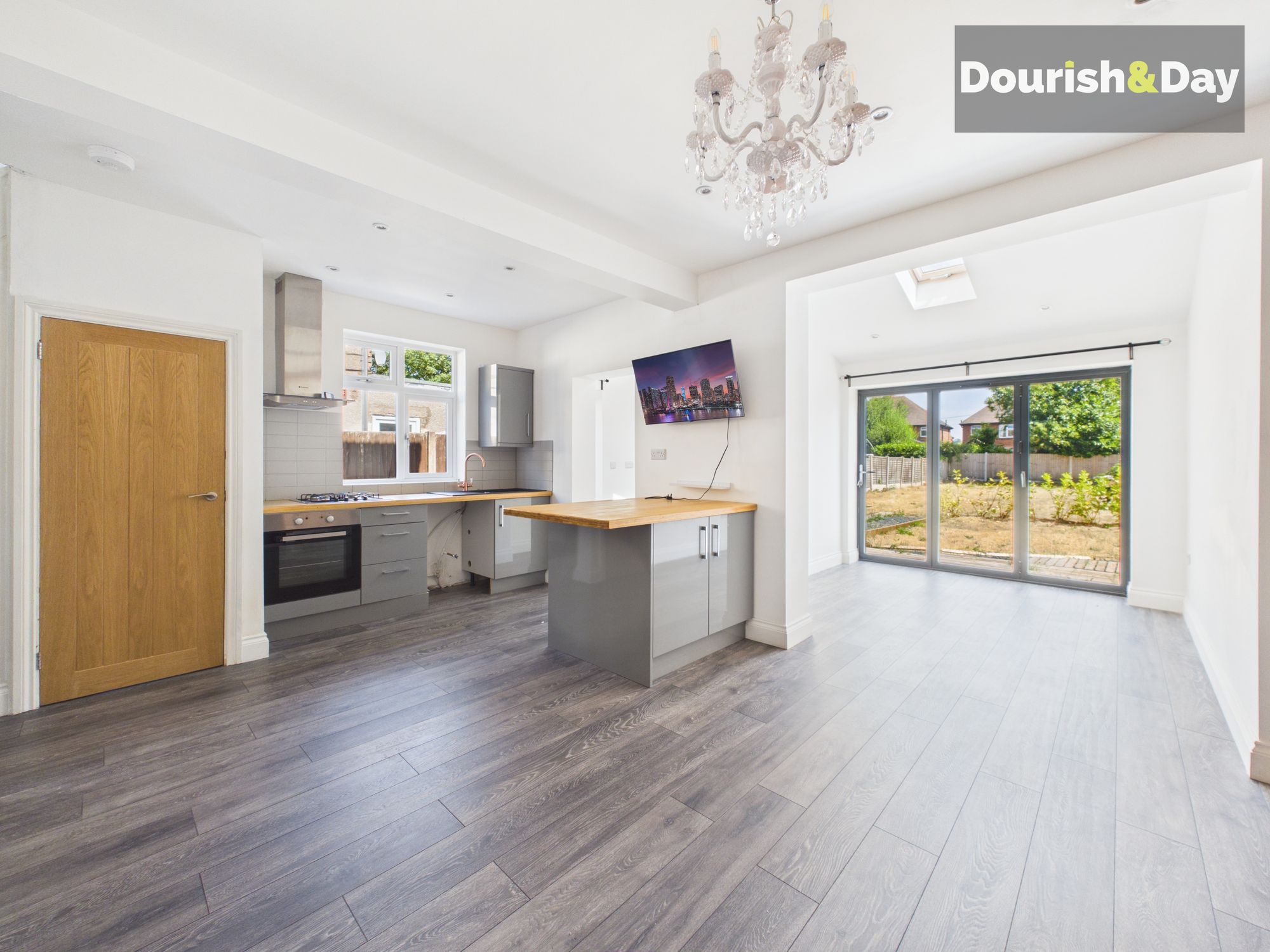 3 bed semi-detached house for sale in Silkmore Lane, Stafford, ST17 - Property Image 7