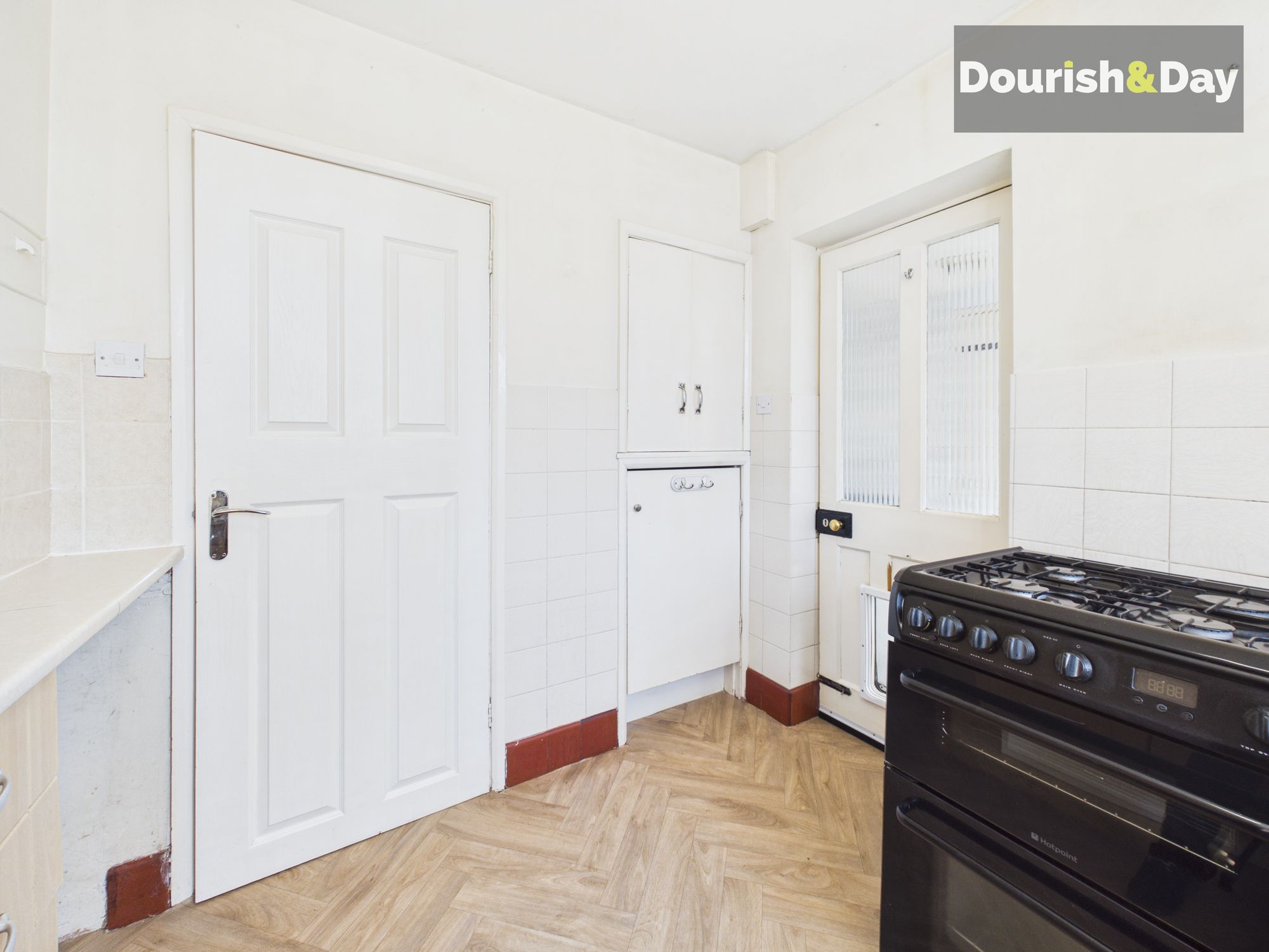 3 bed semi-detached house for sale in Rickerscote Avenue, Stafford, ST17 - Property Image 6