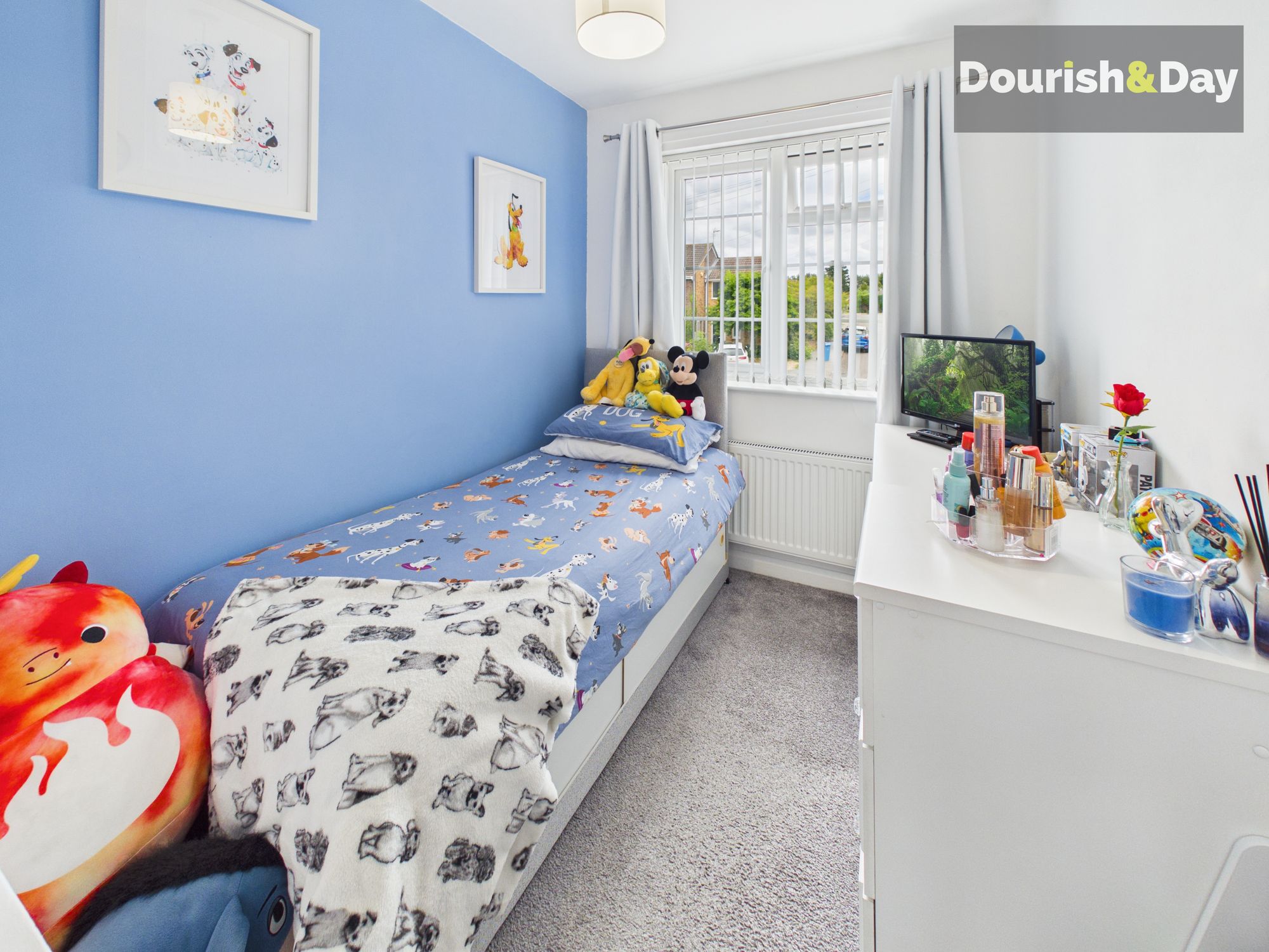 3 bed detached house for sale in Cherrybrook Drive, Penkridge, ST19  - Property Image 14