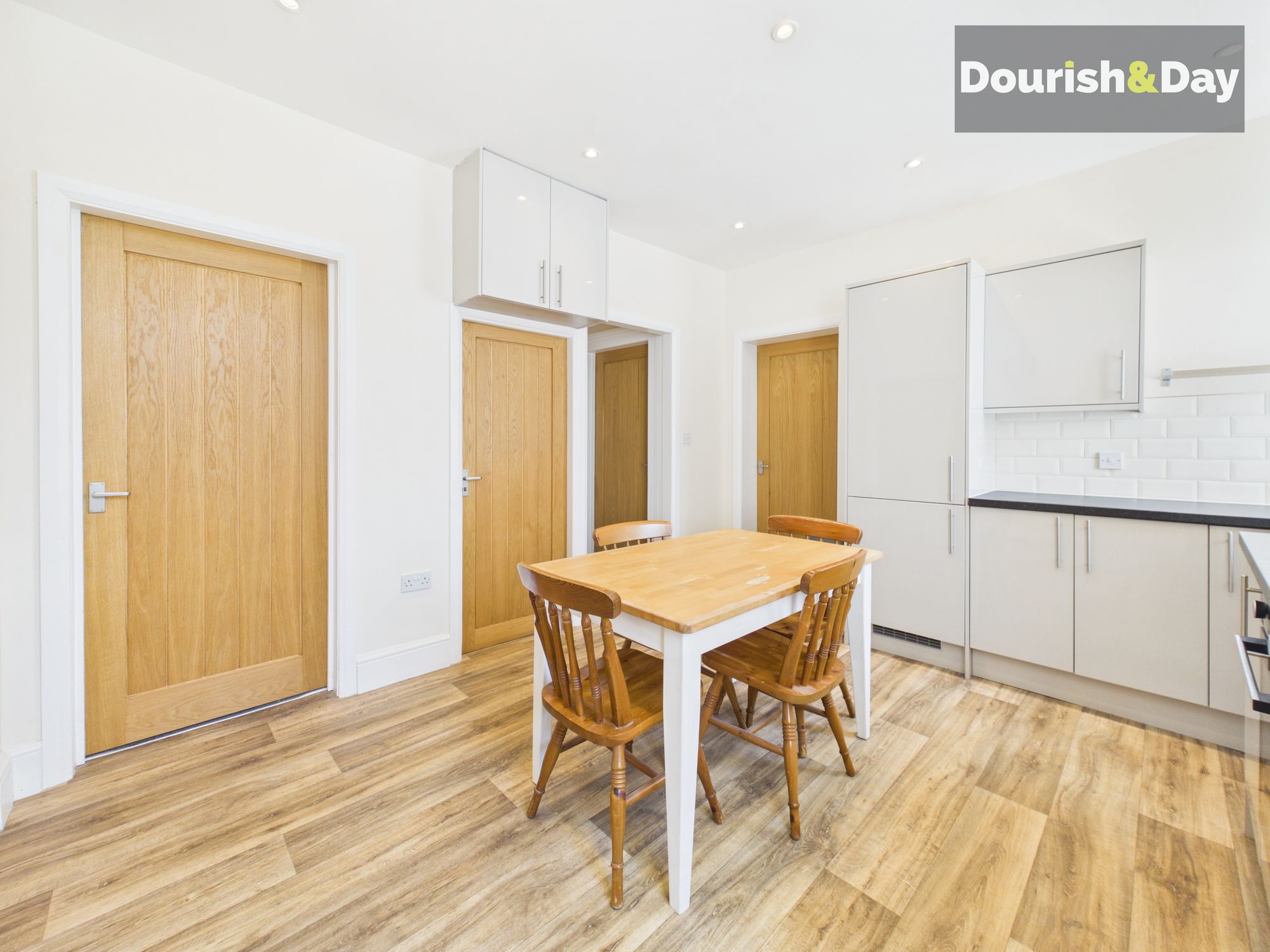 2 bed flat for sale in Talbot Road, Stafford, ST17 - Property Image 10