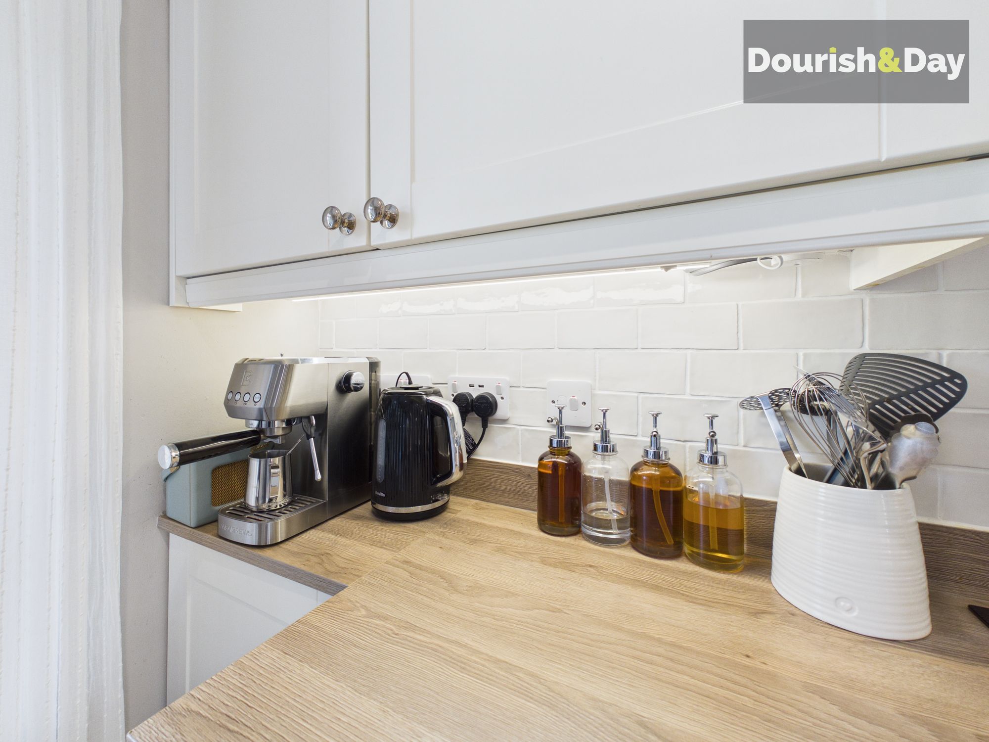3 bed terraced house for sale in Fallowfield Close, Penkridge, ST19 - Property Image 14