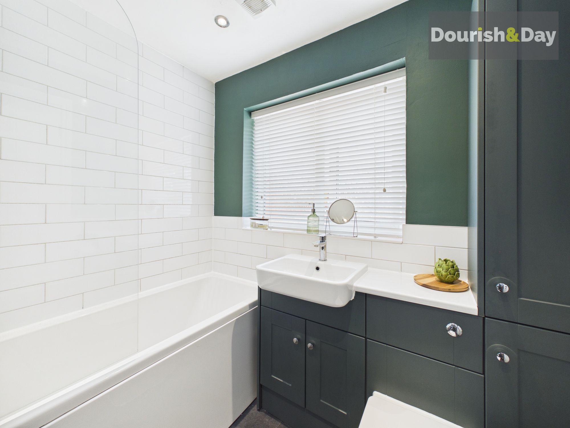 3 bed terraced house for sale in Fallowfield Close, Penkridge, ST19 - Property Image 3
