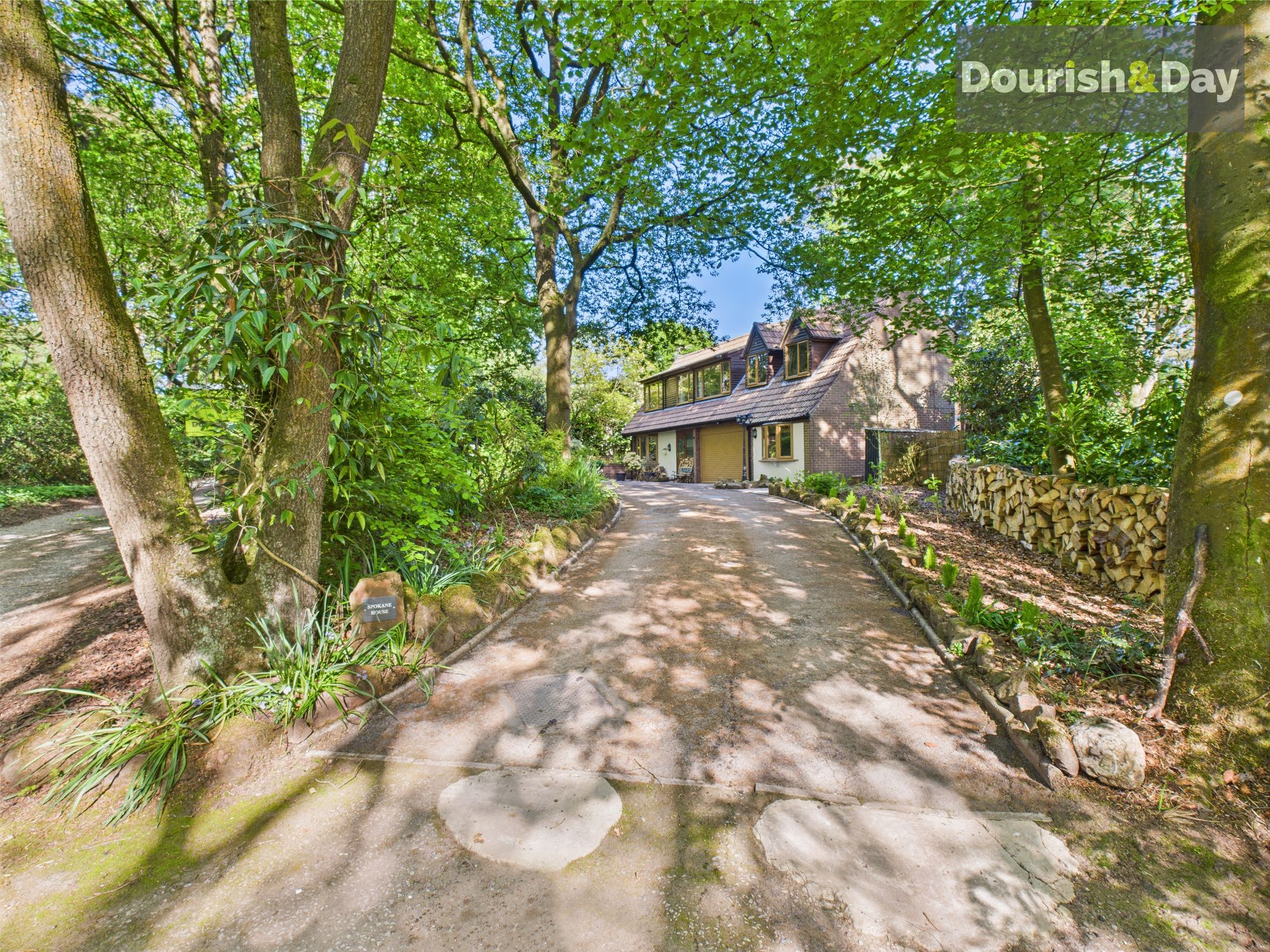 5 bed detached house for sale in Honeybee Cottage - Property Image 1