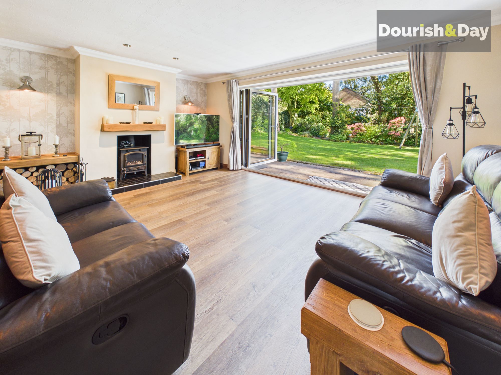 5 bed detached house for sale in Honeybee Cottage - Property Image 7