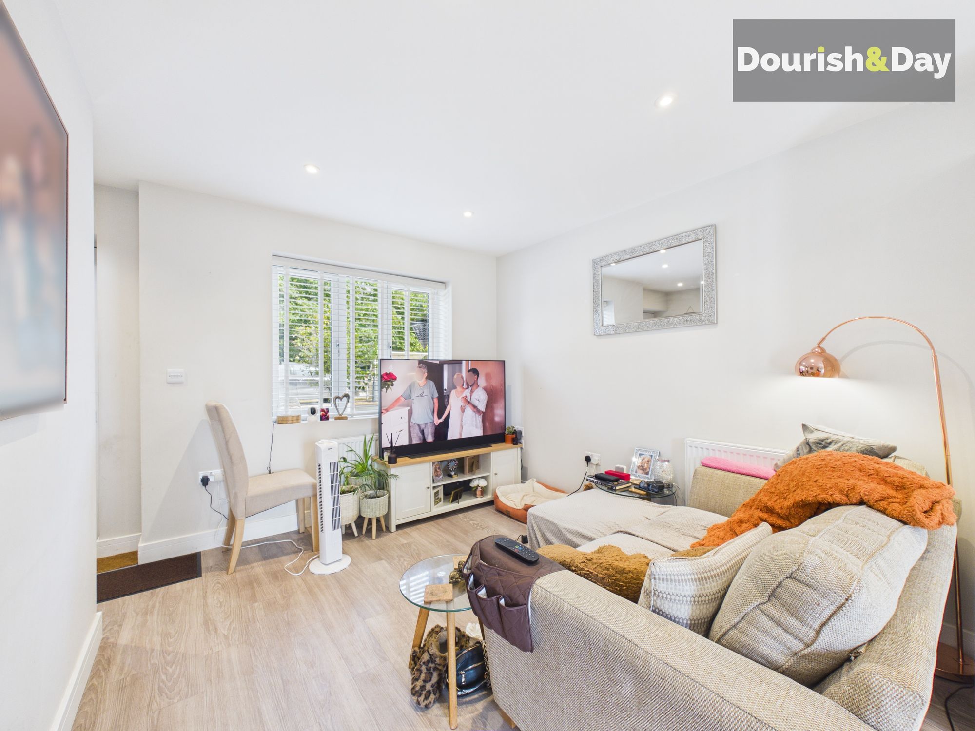 1 bed terraced house for sale in Tudor Close, Market Drayton, TF9 - Property Image 6