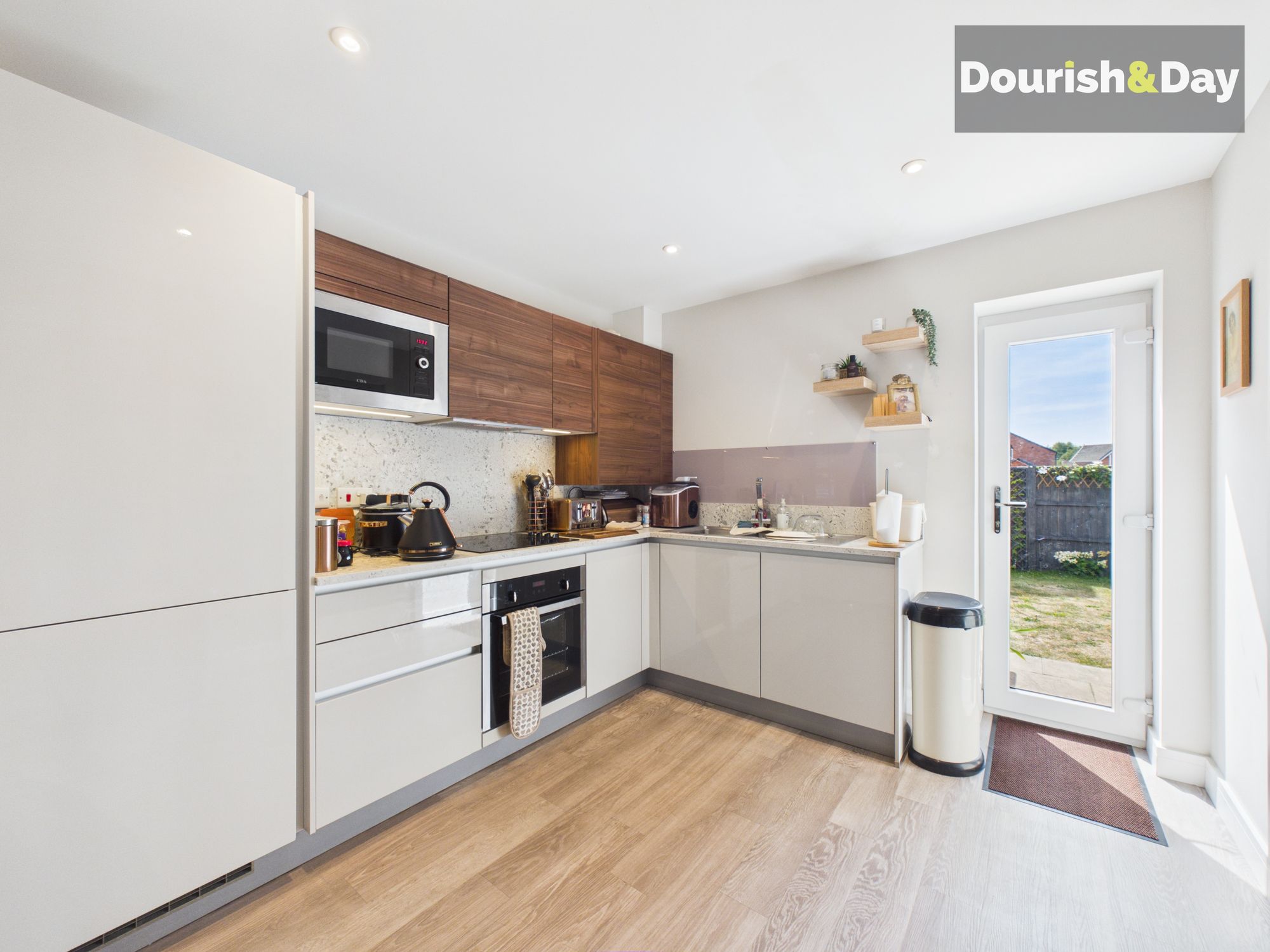 1 bed terraced house for sale in Tudor Close, Market Drayton, TF9 - Property Image 3