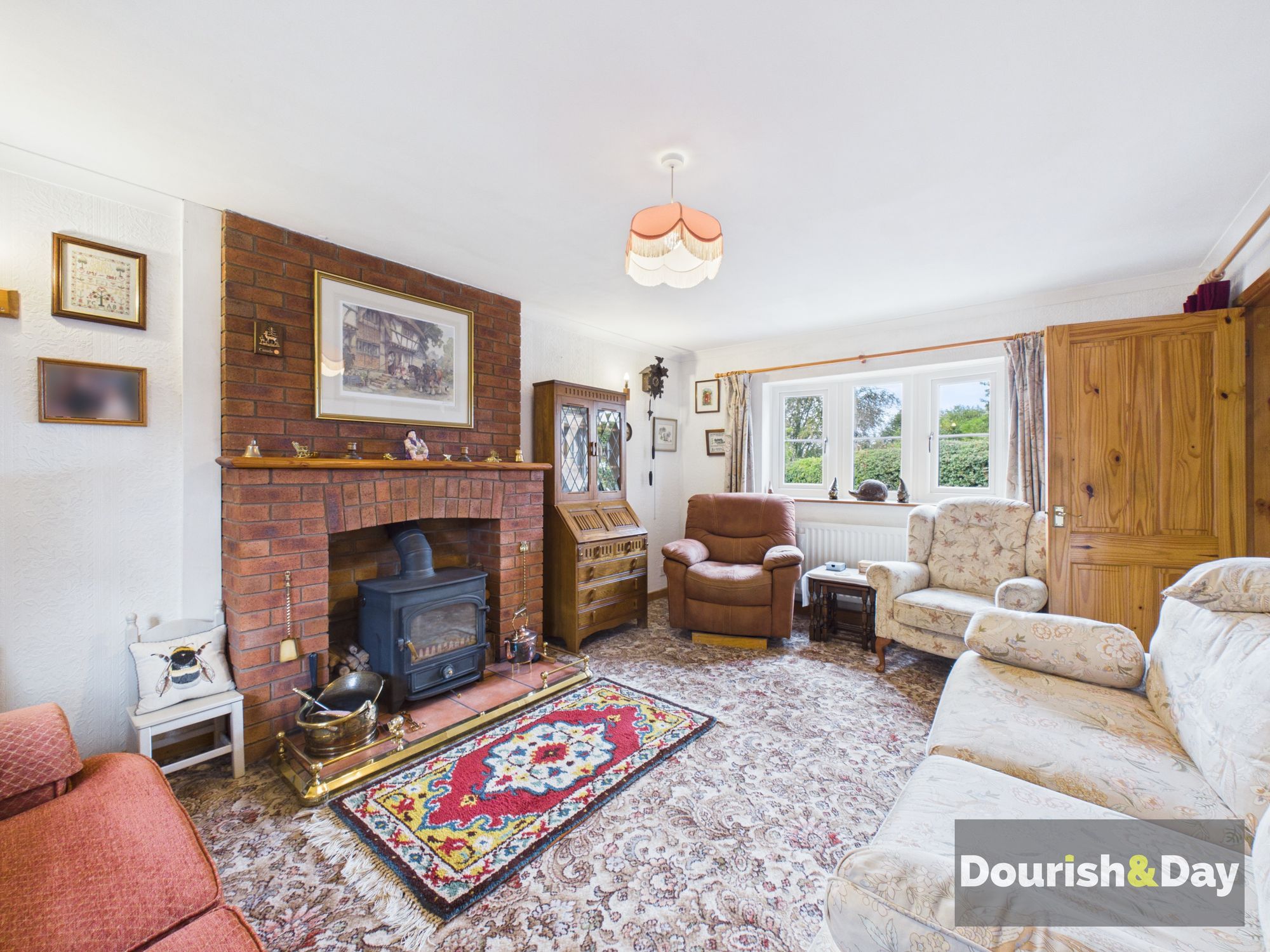3 bed detached house for sale in Cox Bank, Crewe, CW3 - Property Image 2
