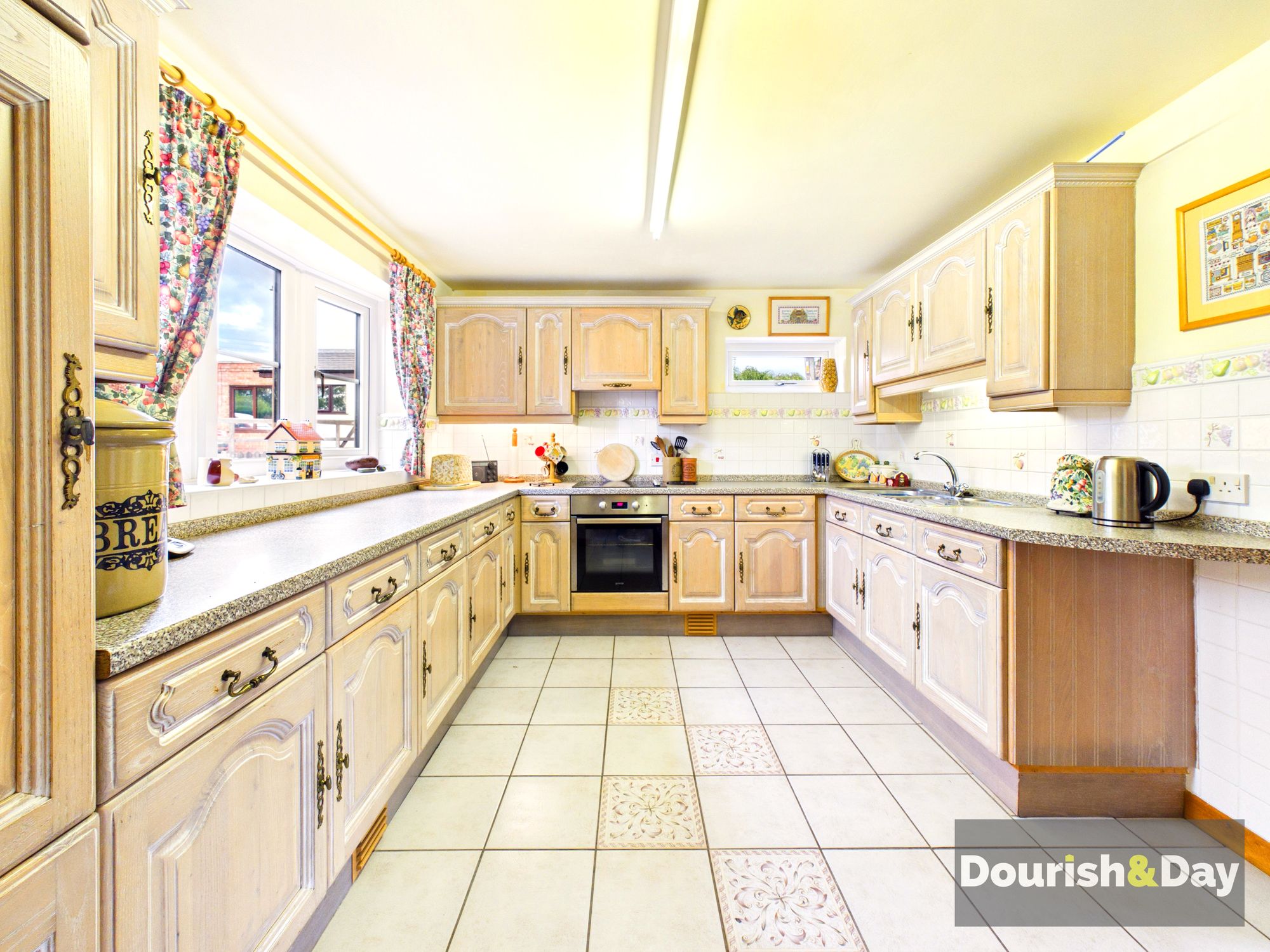 3 bed detached house for sale in Cox Bank, Crewe, CW3 - Property Image 10