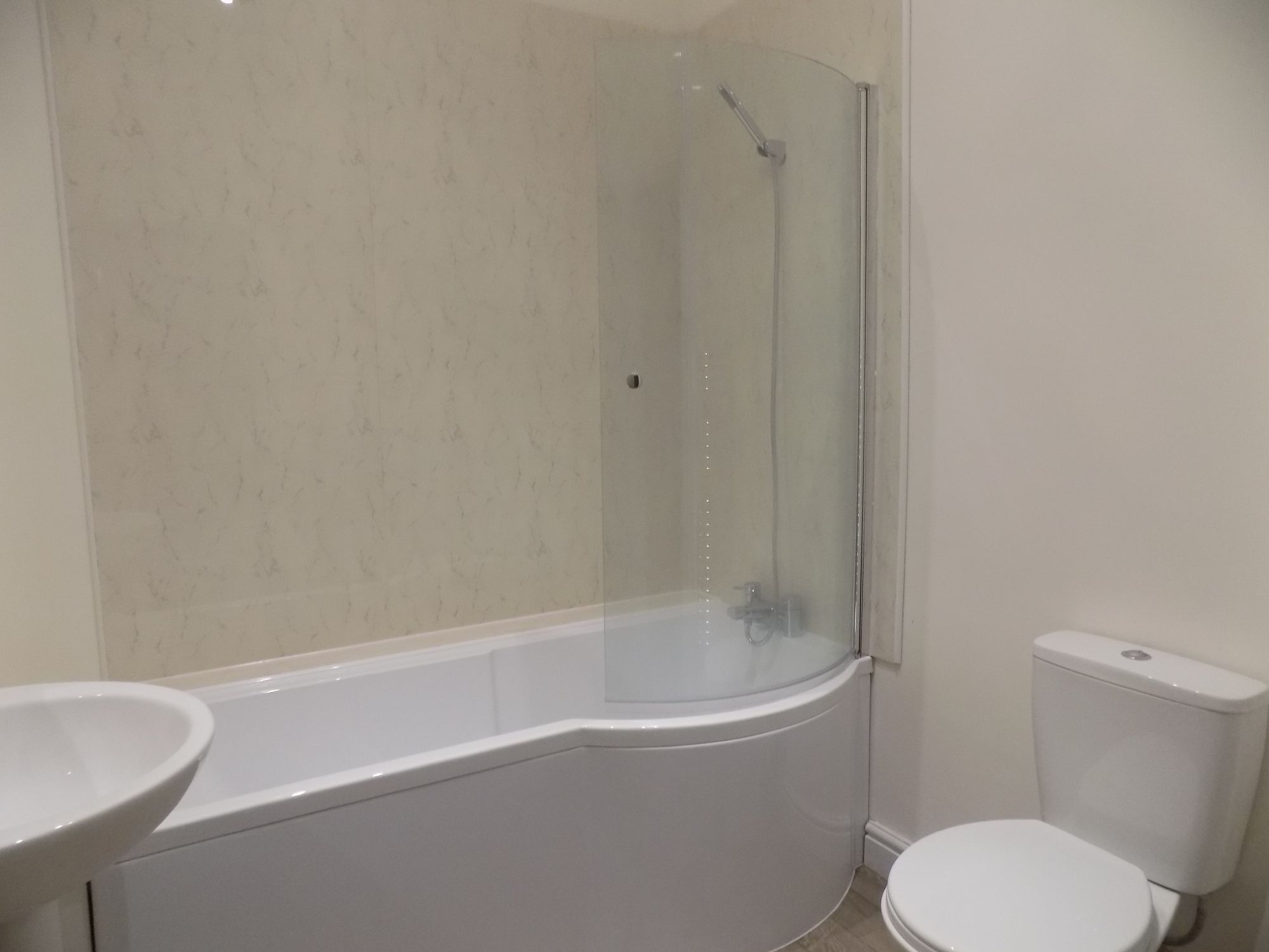 2 bed to rent in Wolverhampton Road, Stafford, ST17 - Property Image 7