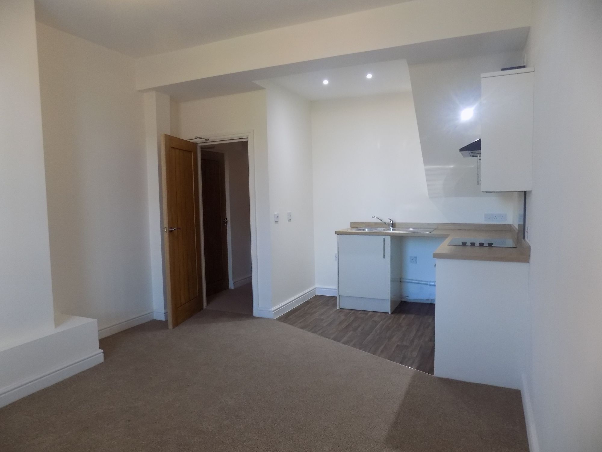 2 bed to rent in Wolverhampton Road, Stafford, ST17 - Property Image 6
