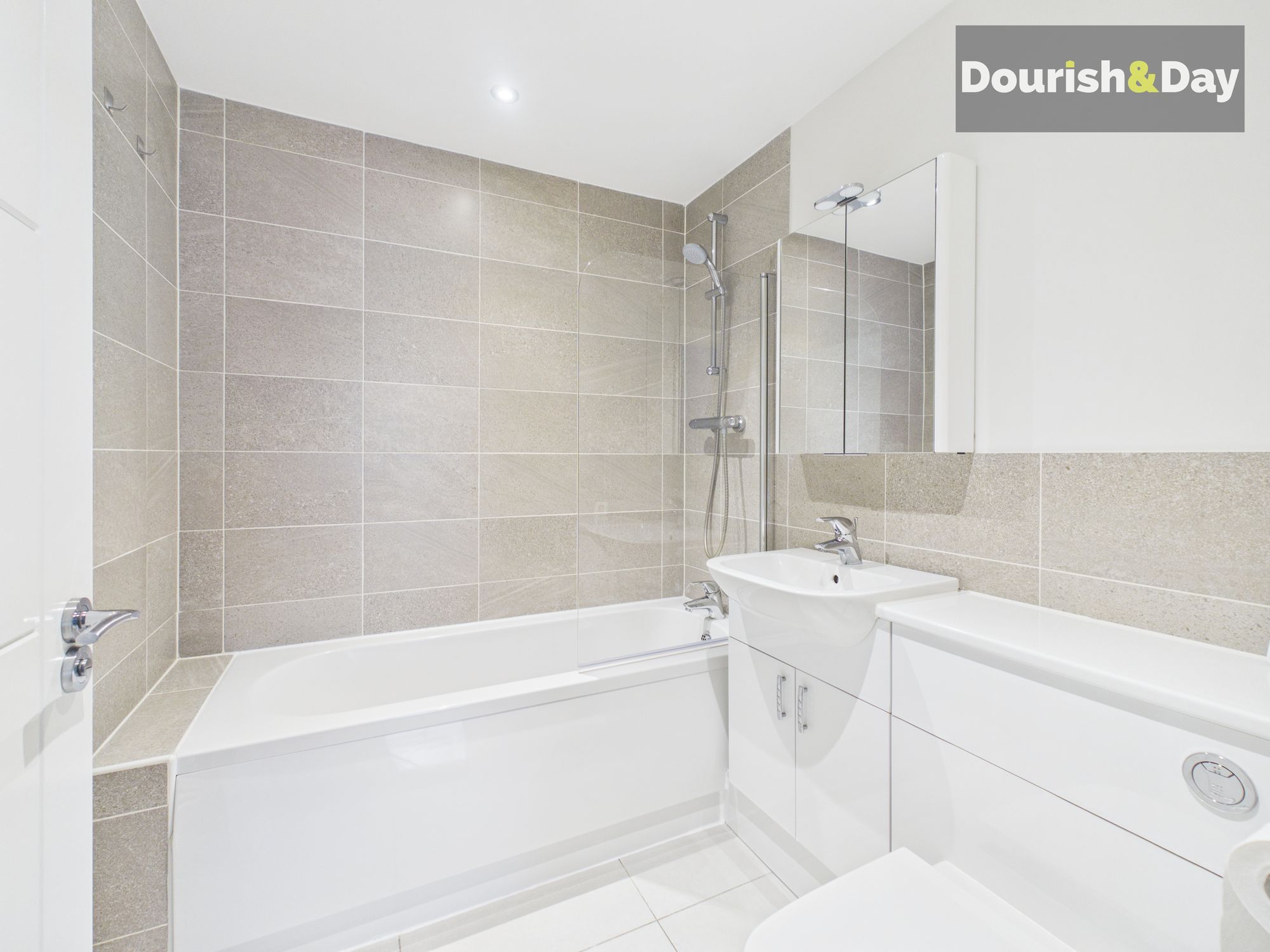 2 bed apartment for sale in St. Georges Parkway, Stafford, ST16 - Property Image 4