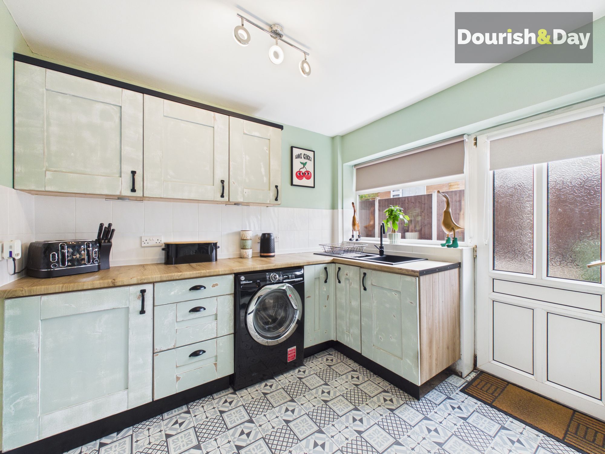 3 bed for sale in Summerhill Gardens, Market Drayton, TF9 - Property Image 6