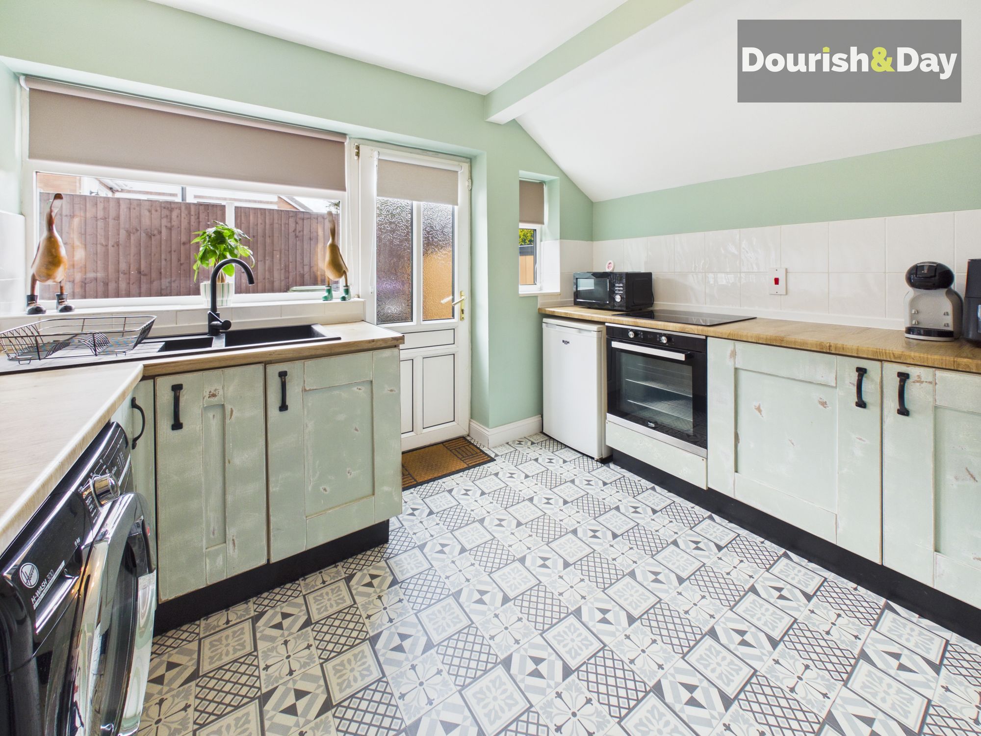 3 bed for sale in Summerhill Gardens, Market Drayton, TF9 - Property Image 5