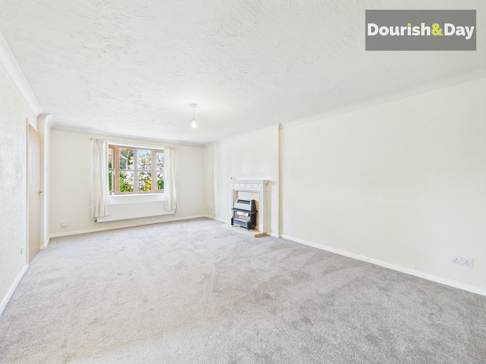 2 bed semi-detached house for sale in Hospital Lane, Market Drayton, TF9 - Property Image 3