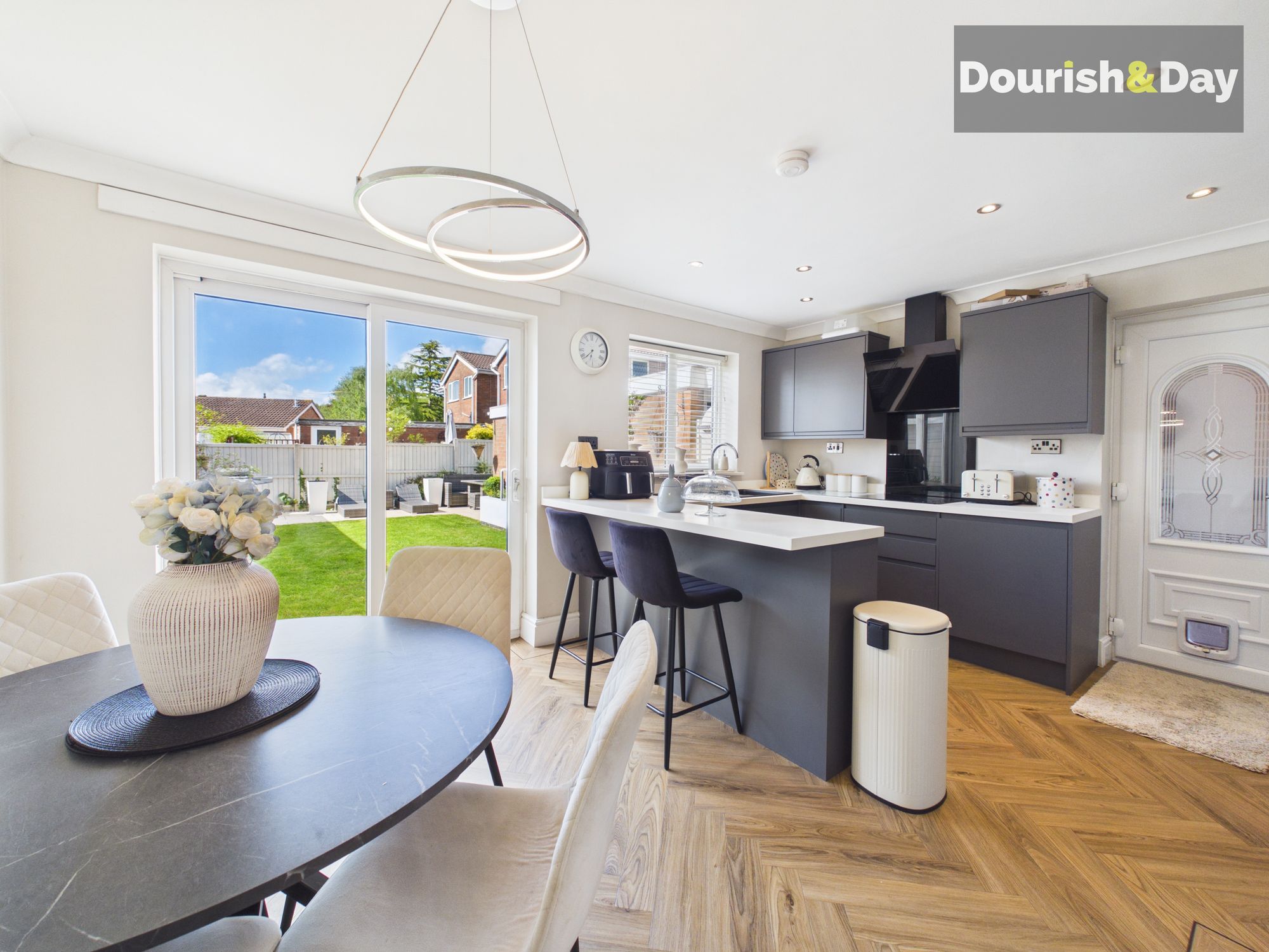 3 bed link detached house for sale in Delamere Lane, Stafford, ST17 - Property Image 3