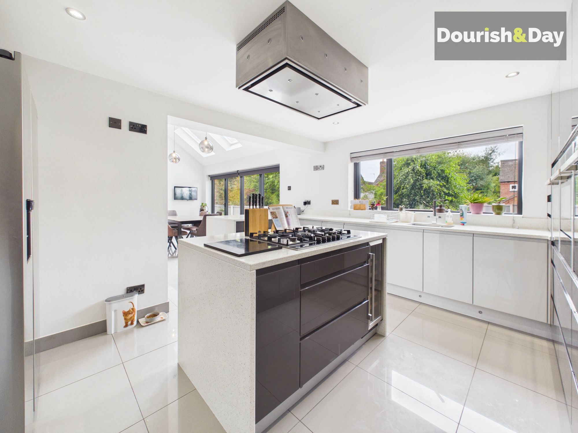 4 bed detached house for sale in Fir Tree Close, Coppenhall, ST18  - Property Image 4