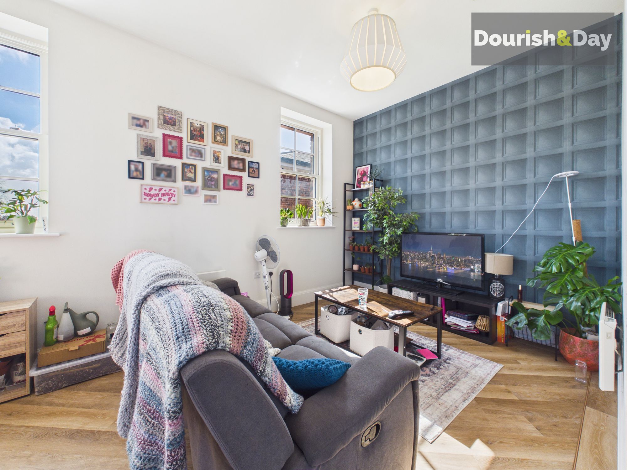 1 bed flat for sale in St. Georges Parkway, Stafford, ST16 - Property Image 3