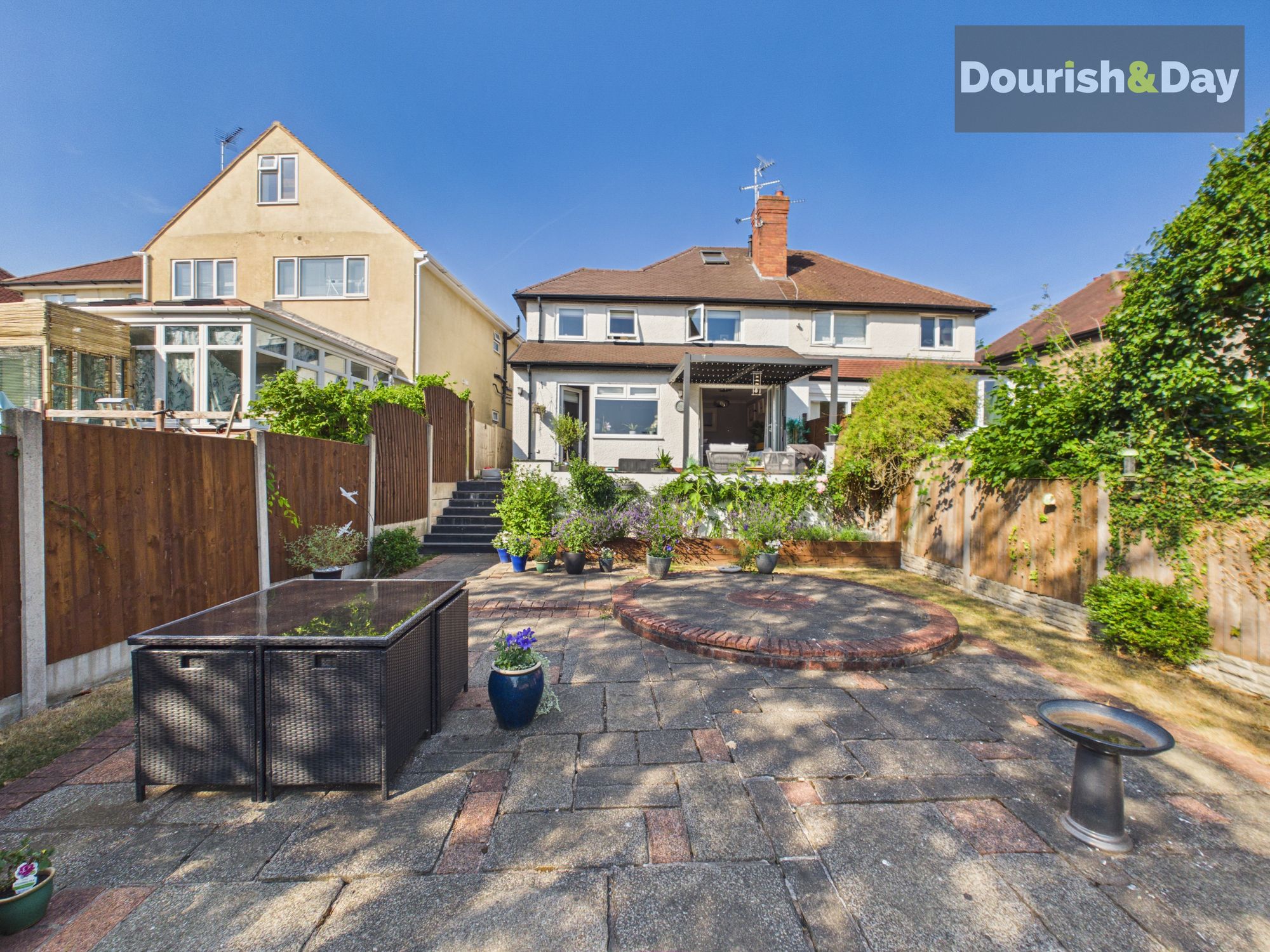 3 bed semi-detached house for sale in Tixall Road, Stafford, ST16  - Property Image 4
