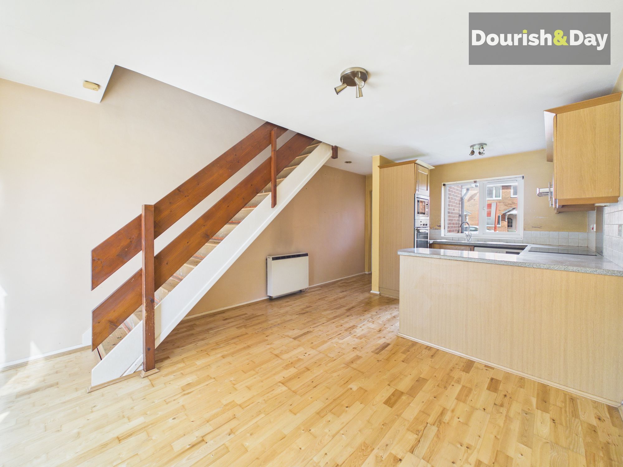 1 bed mid-terraced house for sale in Beaconside Close, Stafford, ST16 - Property Image 2