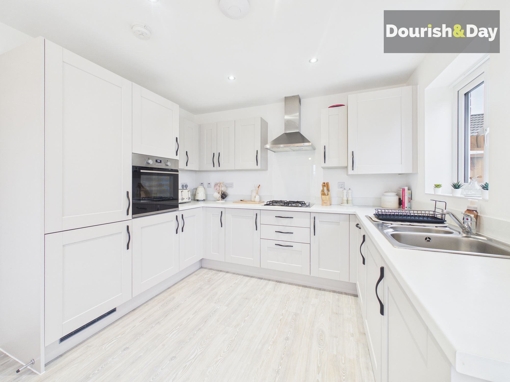 3 bed detached house for sale in Hornbeam Way, Stafford, ST17 - Property Image 7