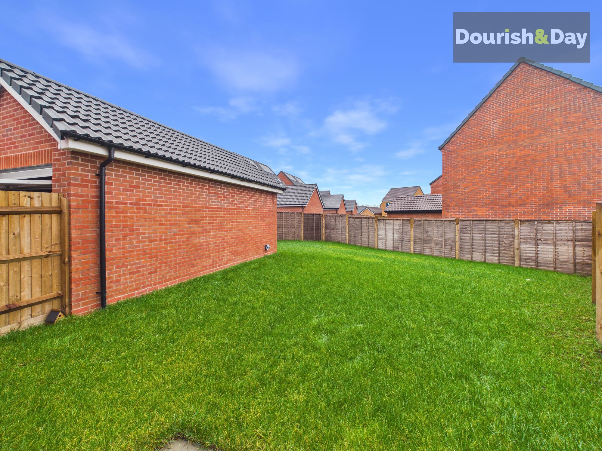3 bed detached house for sale in Hornbeam Way, Stafford, ST17 - Property Image 17