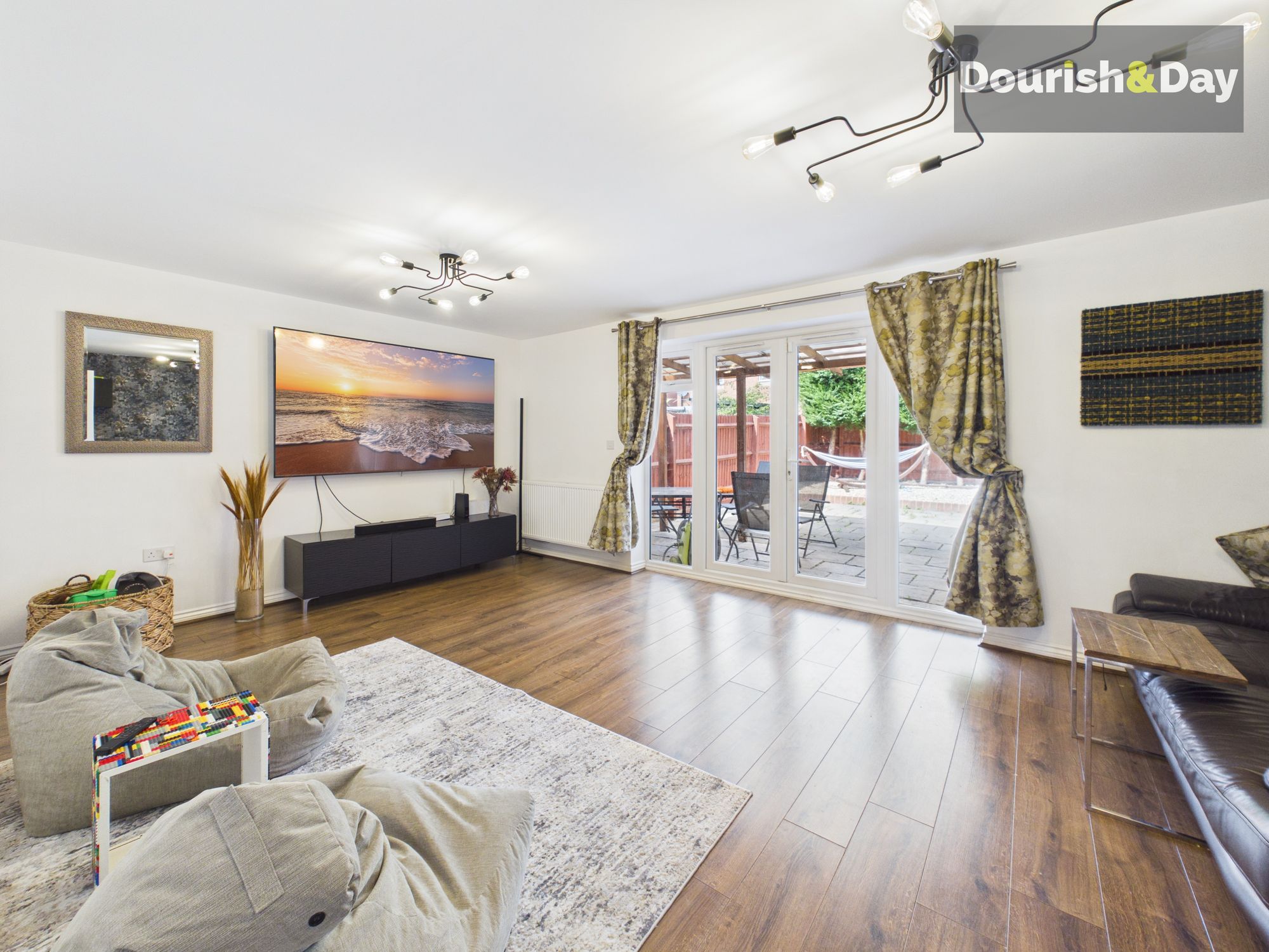 4 bed detached house for sale in Paterson Drive, Stafford, ST16 - Property Image 2