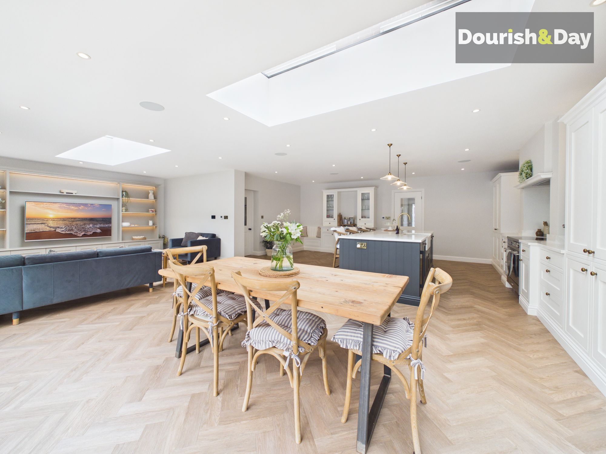 4 bed detached house for sale in Dartmouth Avenue, Cannock, WS11 - Property Image 3