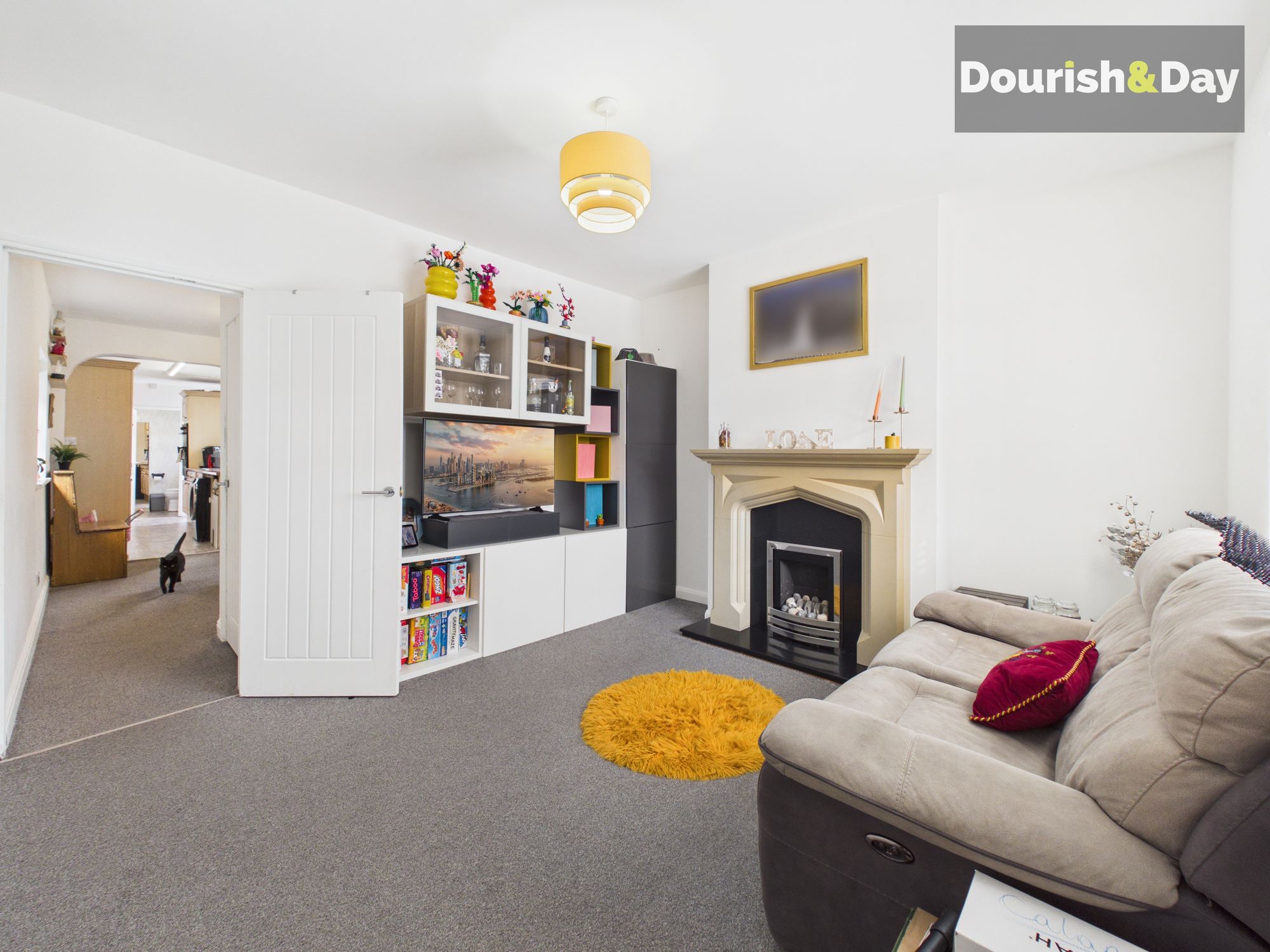 3 bed terraced house for sale in Cottage Lane, Wolverhampton, WV10 - Property Image 2