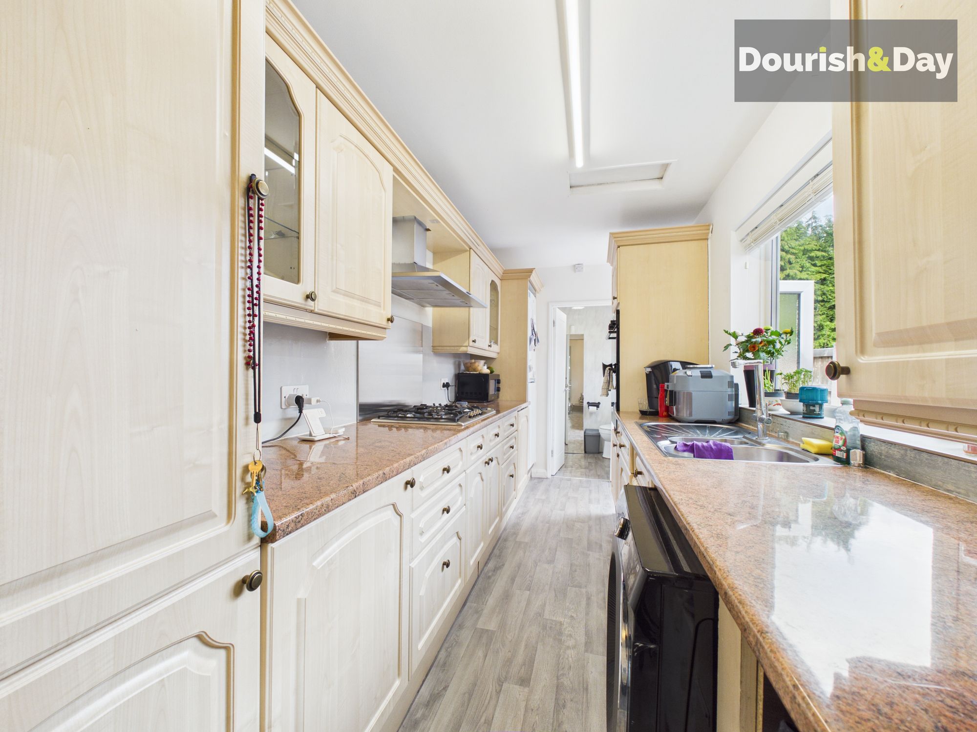 3 bed terraced house for sale in Cottage Lane, Wolverhampton, WV10 - Property Image 6
