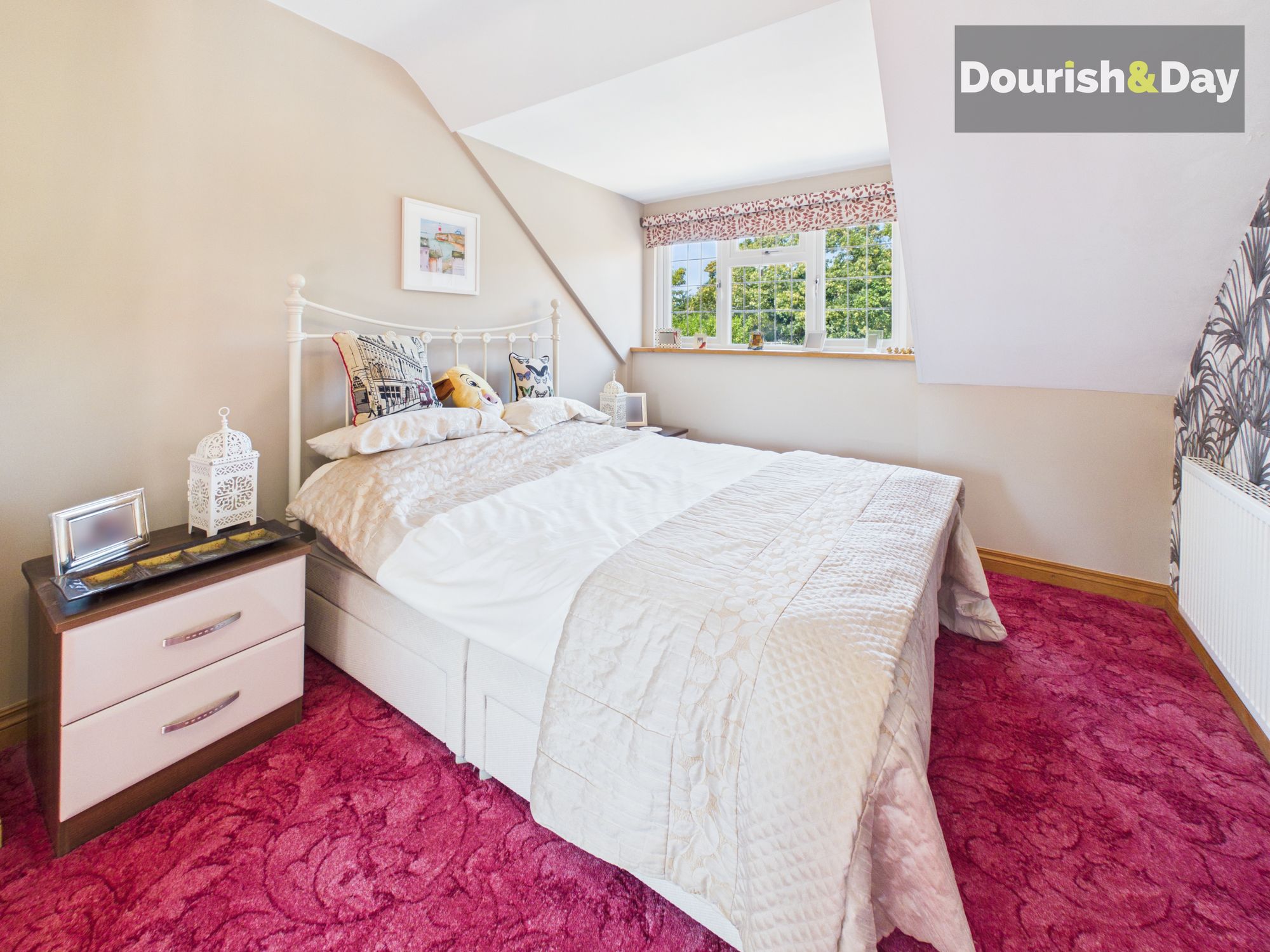 4 bed detached house for sale in Long Lane, Essington, WV11 - Property Image 17
