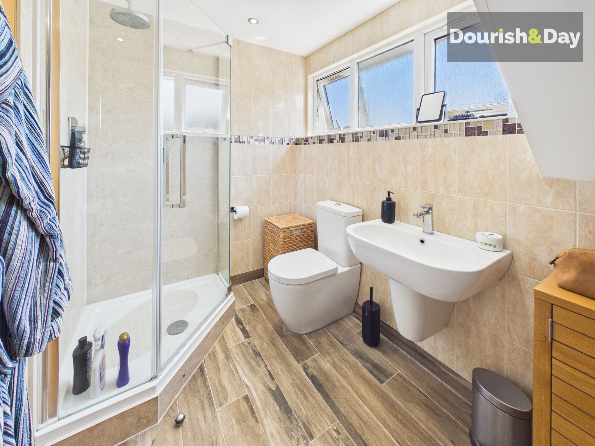 4 bed detached house for sale in Long Lane, Essington, WV11 - Property Image 18