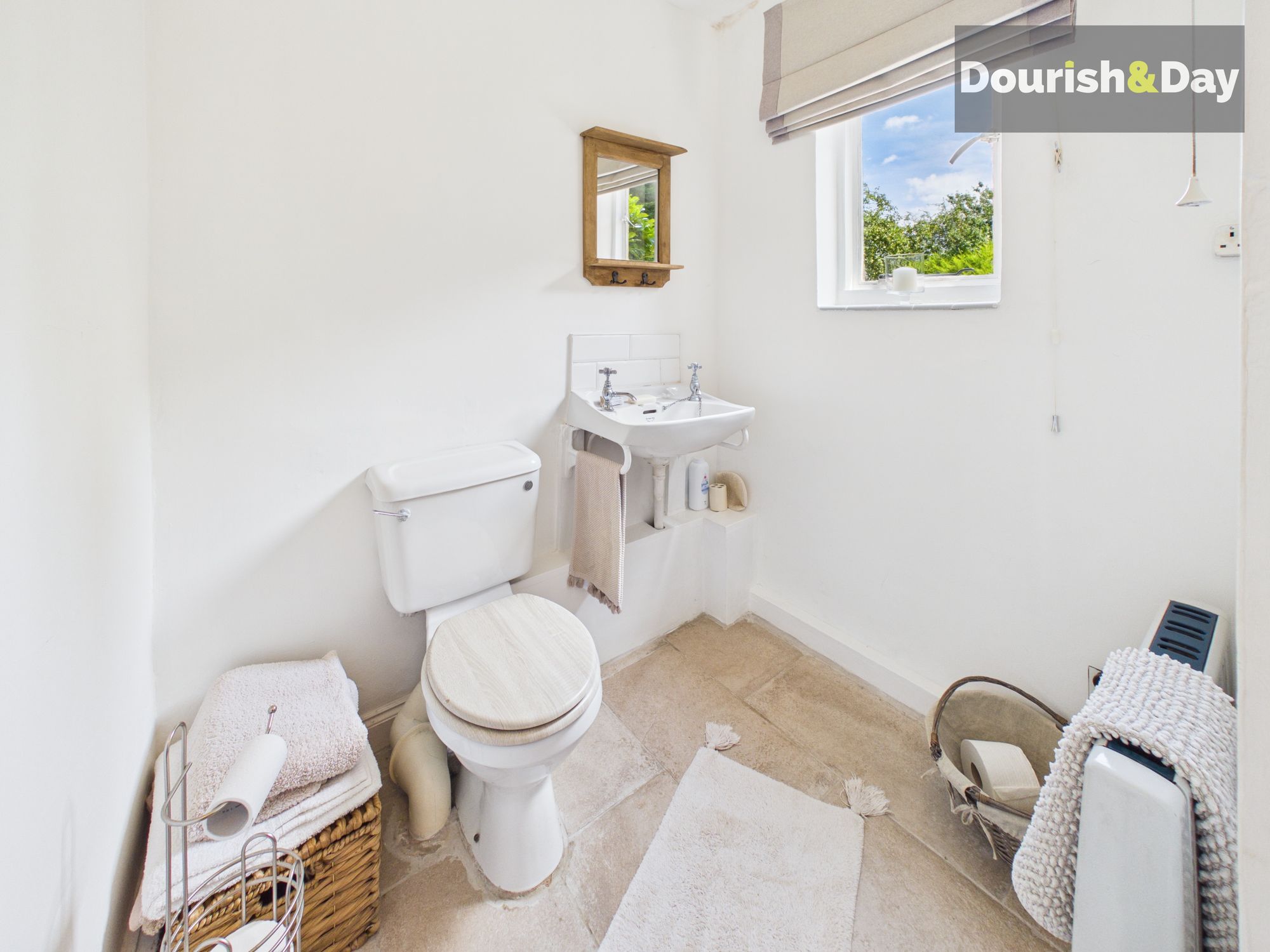 3 bed detached house for sale in Engleton Mill Lane, Brewood, ST19 - Property Image 8