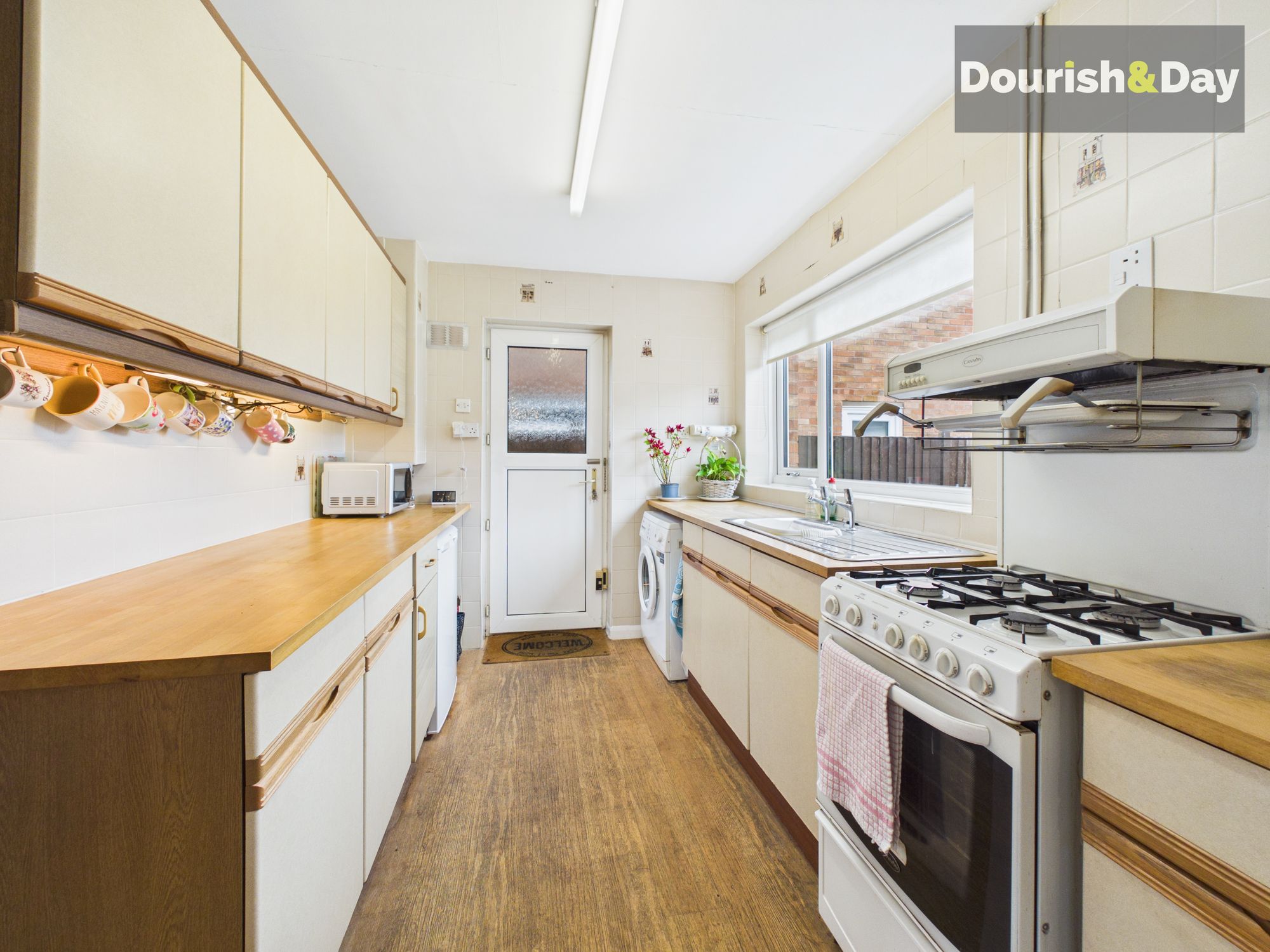 4 bed detached house for sale in Aldbury Close, Stafford, ST16 - Property Image 7