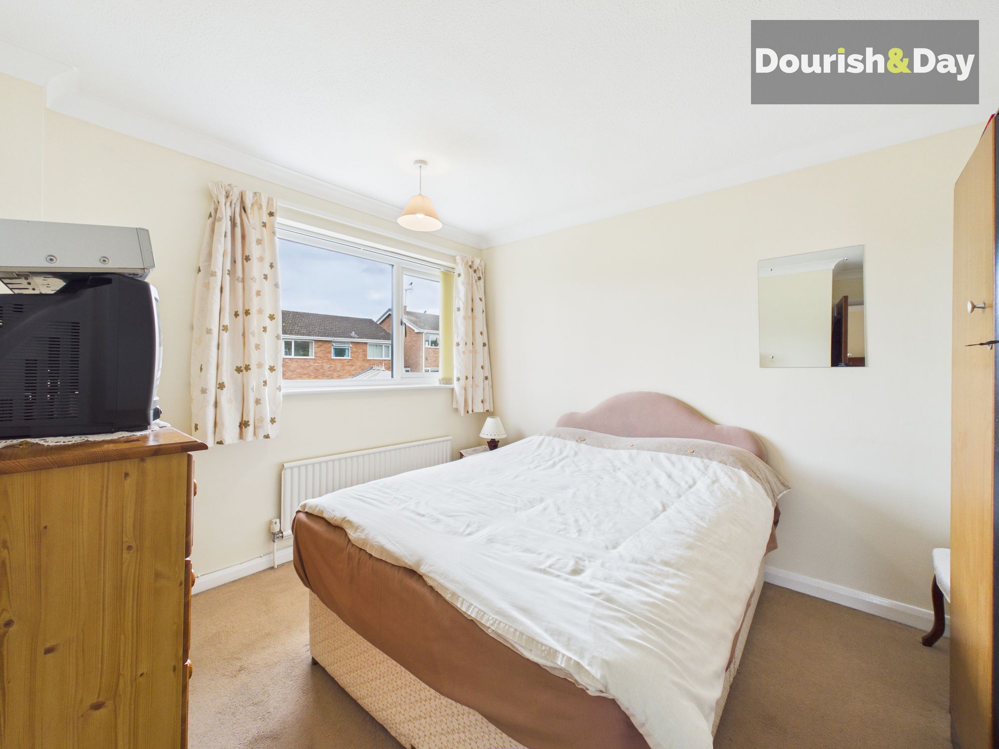 4 bed detached house for sale in Aldbury Close, Stafford, ST16 - Property Image 13