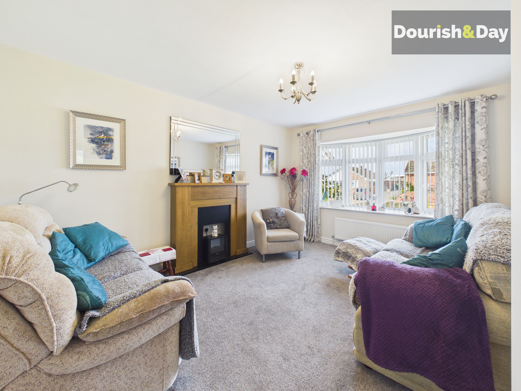 3 bed semi-detached bungalow for sale in Colwich Crescent, Stafford, ST16 - Property Image 2