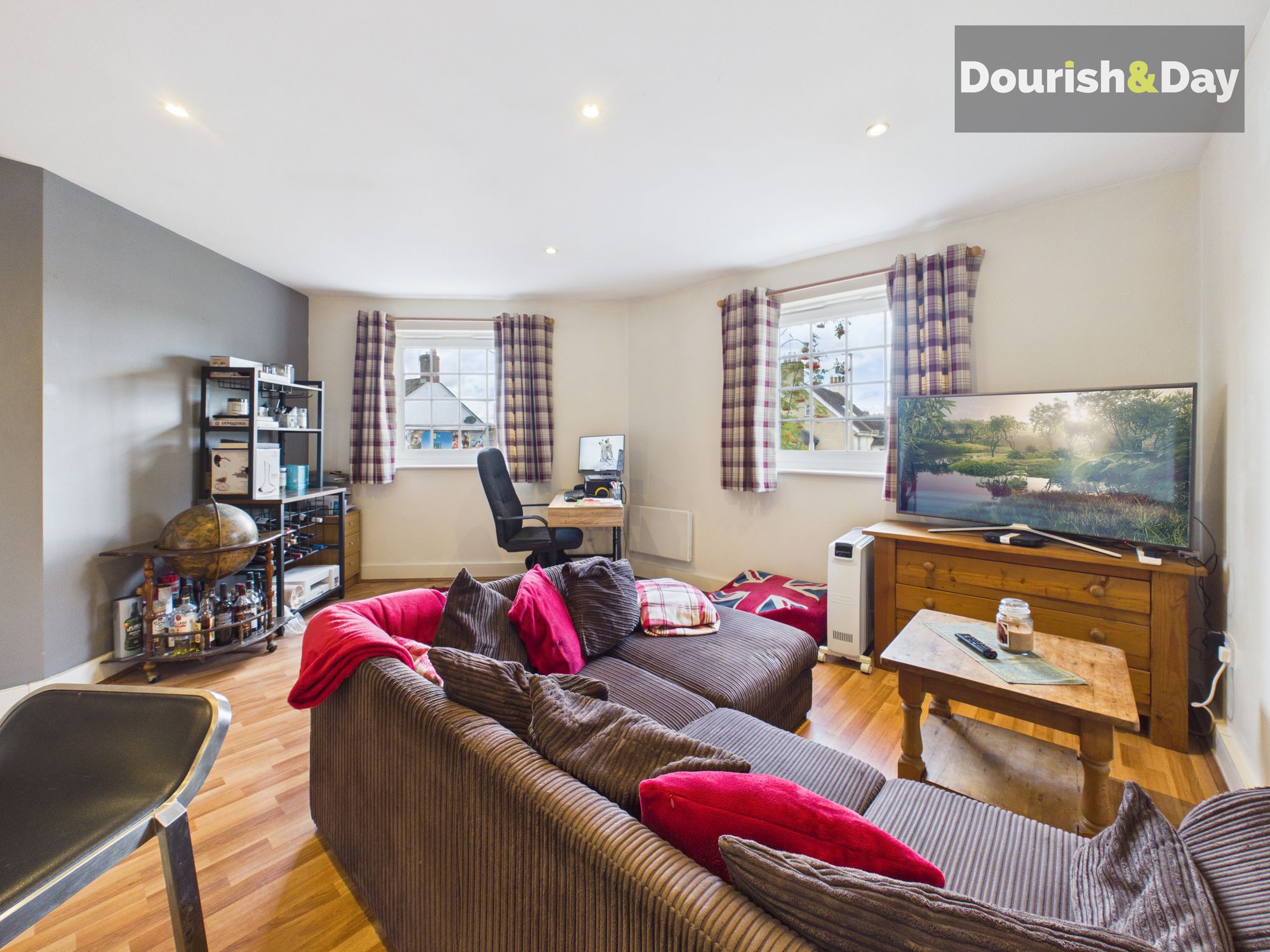 2 bed flat for sale in Rosemary Lane, Whitchurch, SY13 - Property Image 4