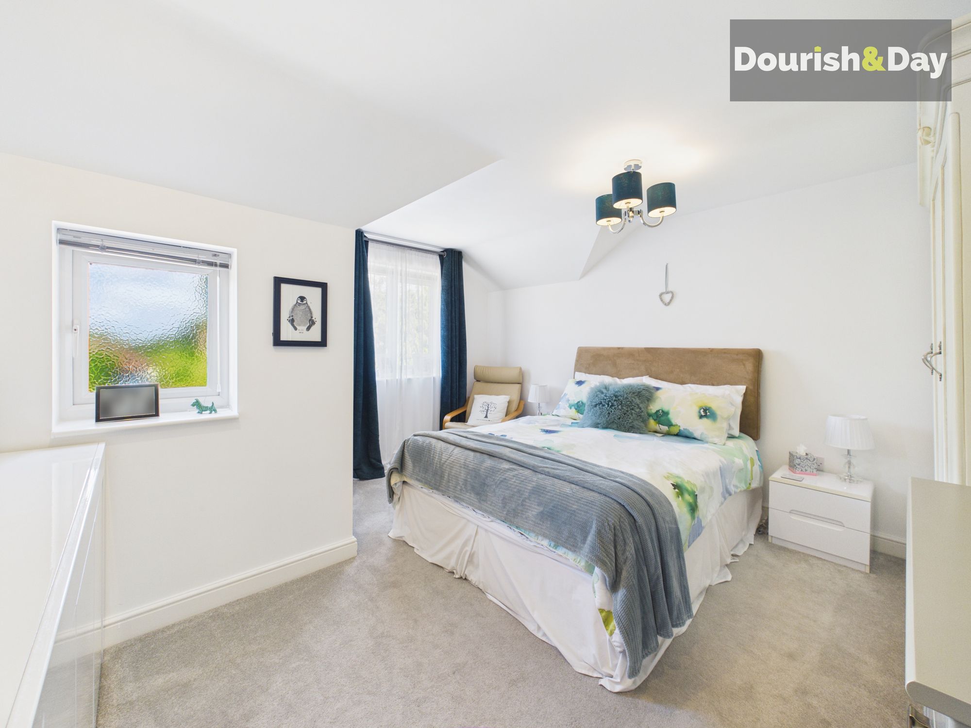 4 bed detached house for sale in Oak Tree Gardens, Coppenhall, ST18 - Property Image 22